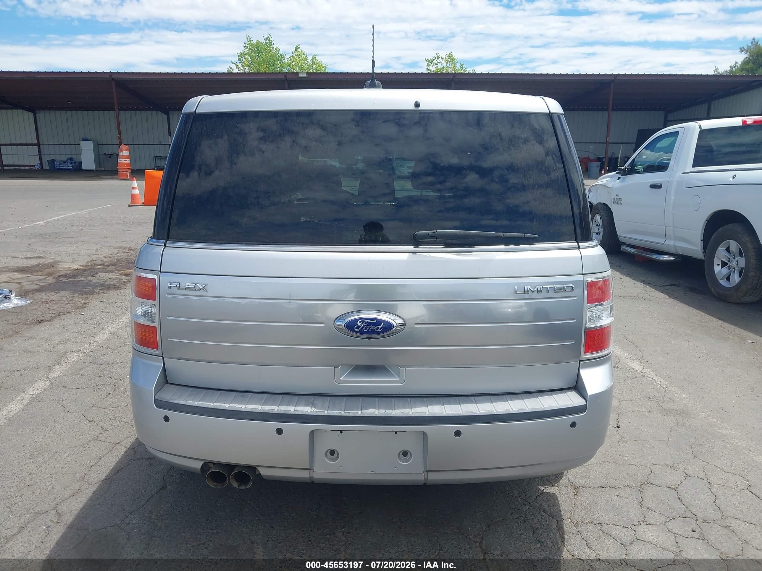 2011 Ford Flex Limited Silver vin: 2FMGK5DC5BBD30871