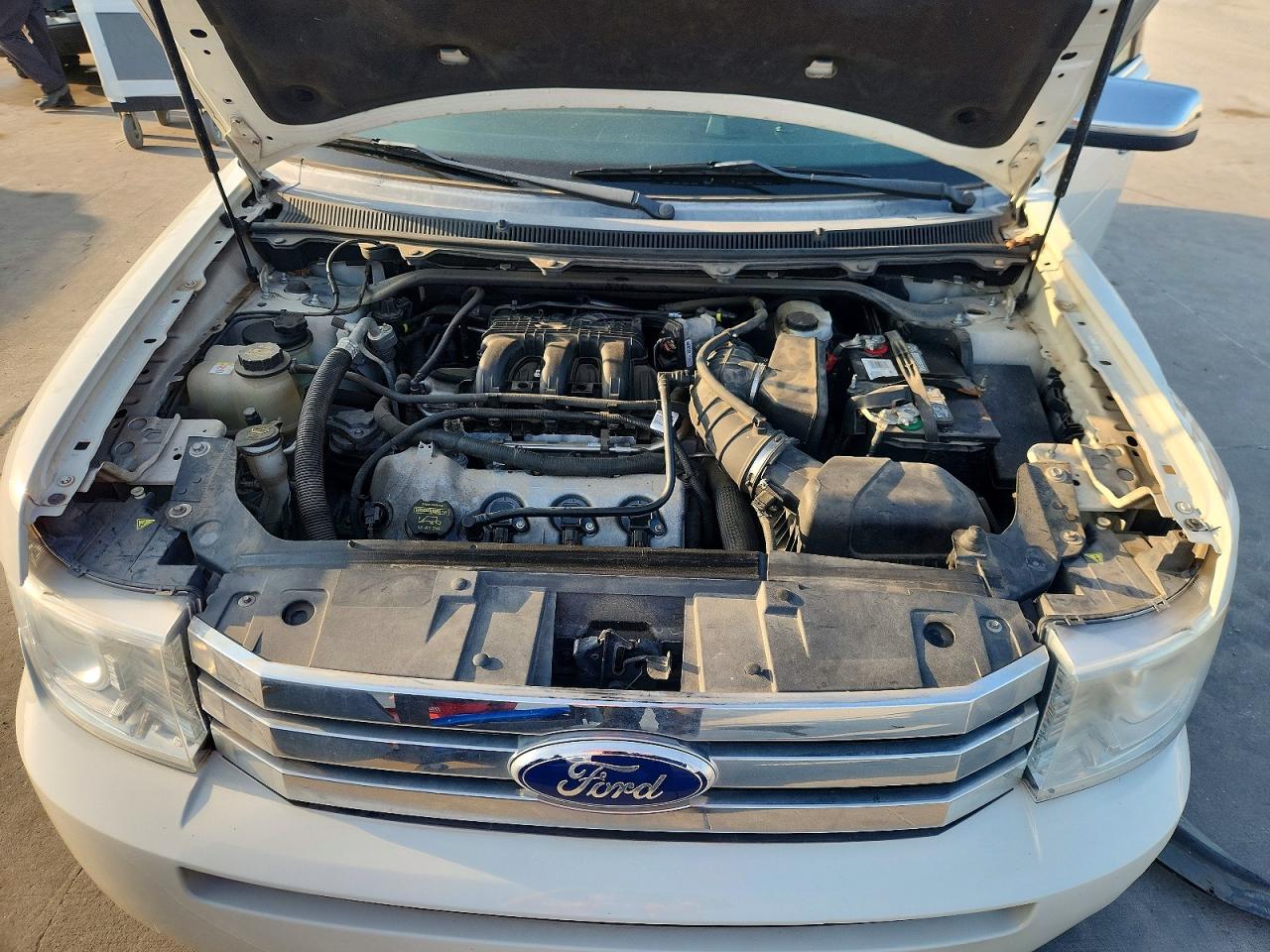2012 Ford Flex Limited White vin: 2FMGK5DC6CBD00635