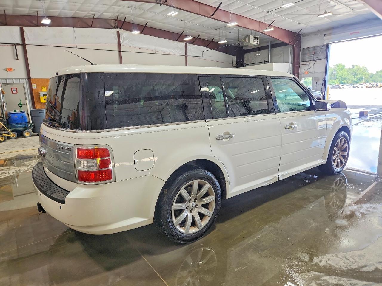 2012 Ford Flex Limited White vin: 2FMGK5DC9CBD17218