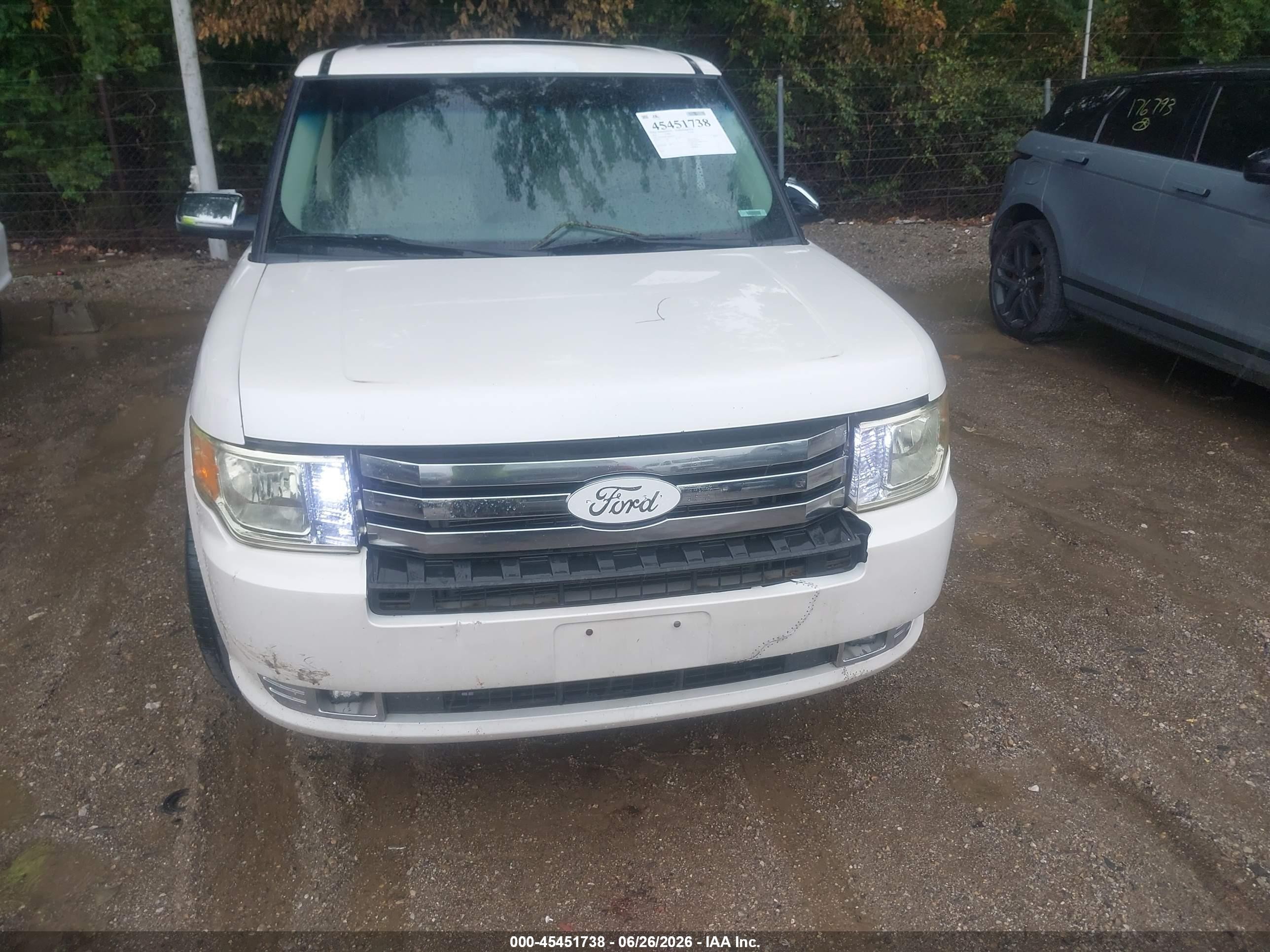 2011 Ford Flex Limited White vin: 2FMGK5DCXBBD02077