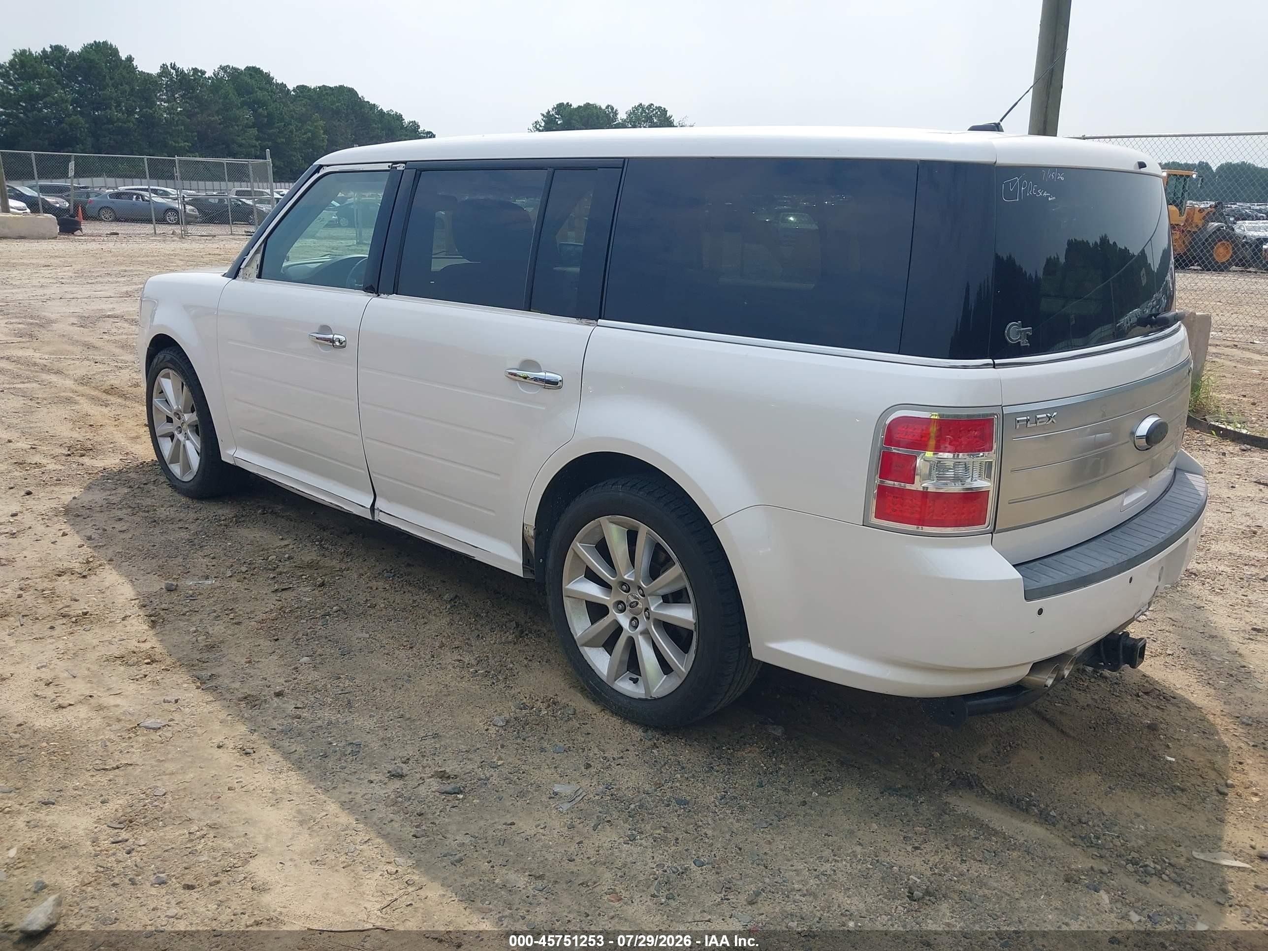 2011 Ford Flex Limited White vin: 2FMGK5DCXBBD04332