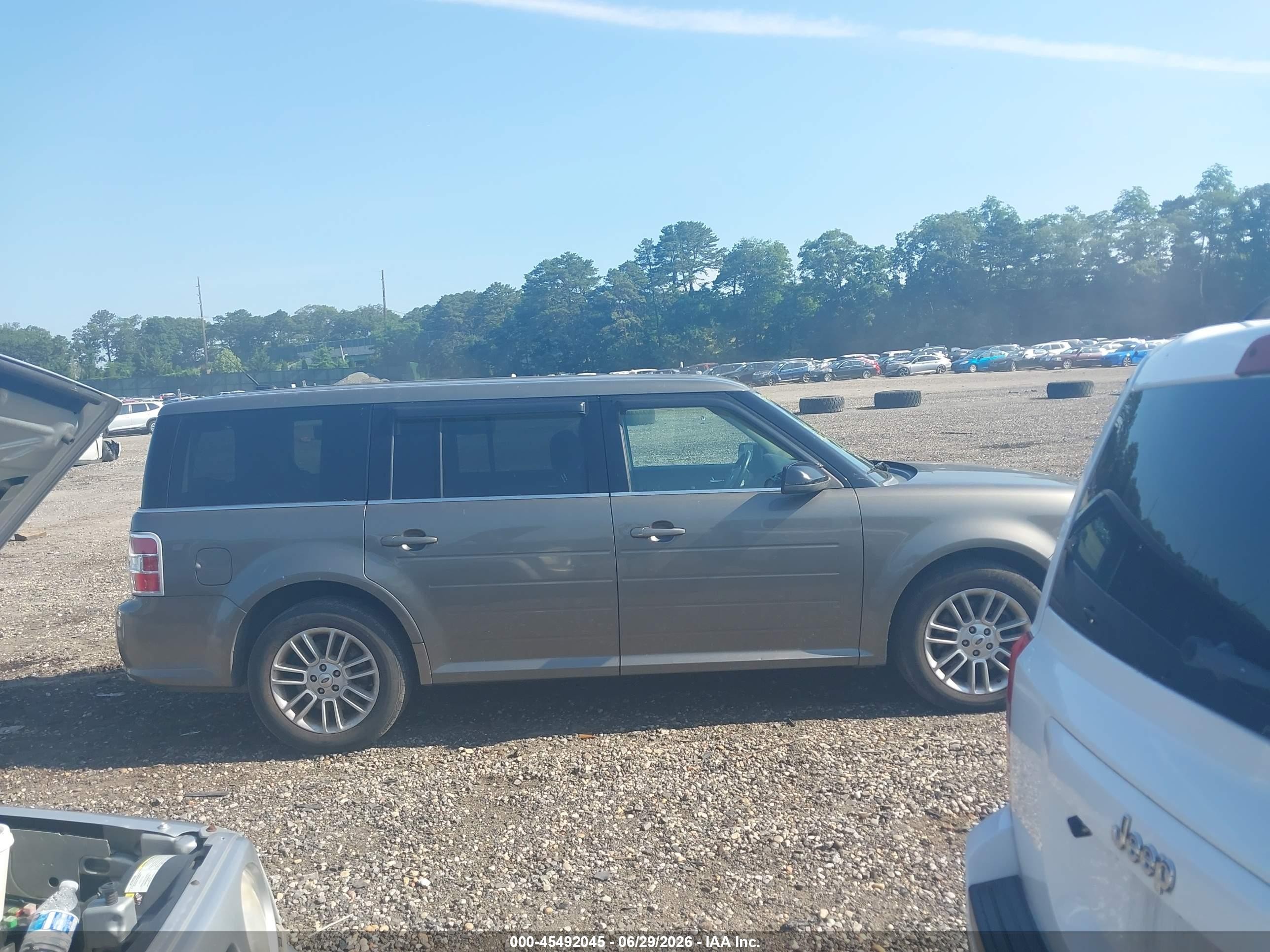 2014 Ford Flex Sel Beige vin: 2FMHK6C84EBD07786