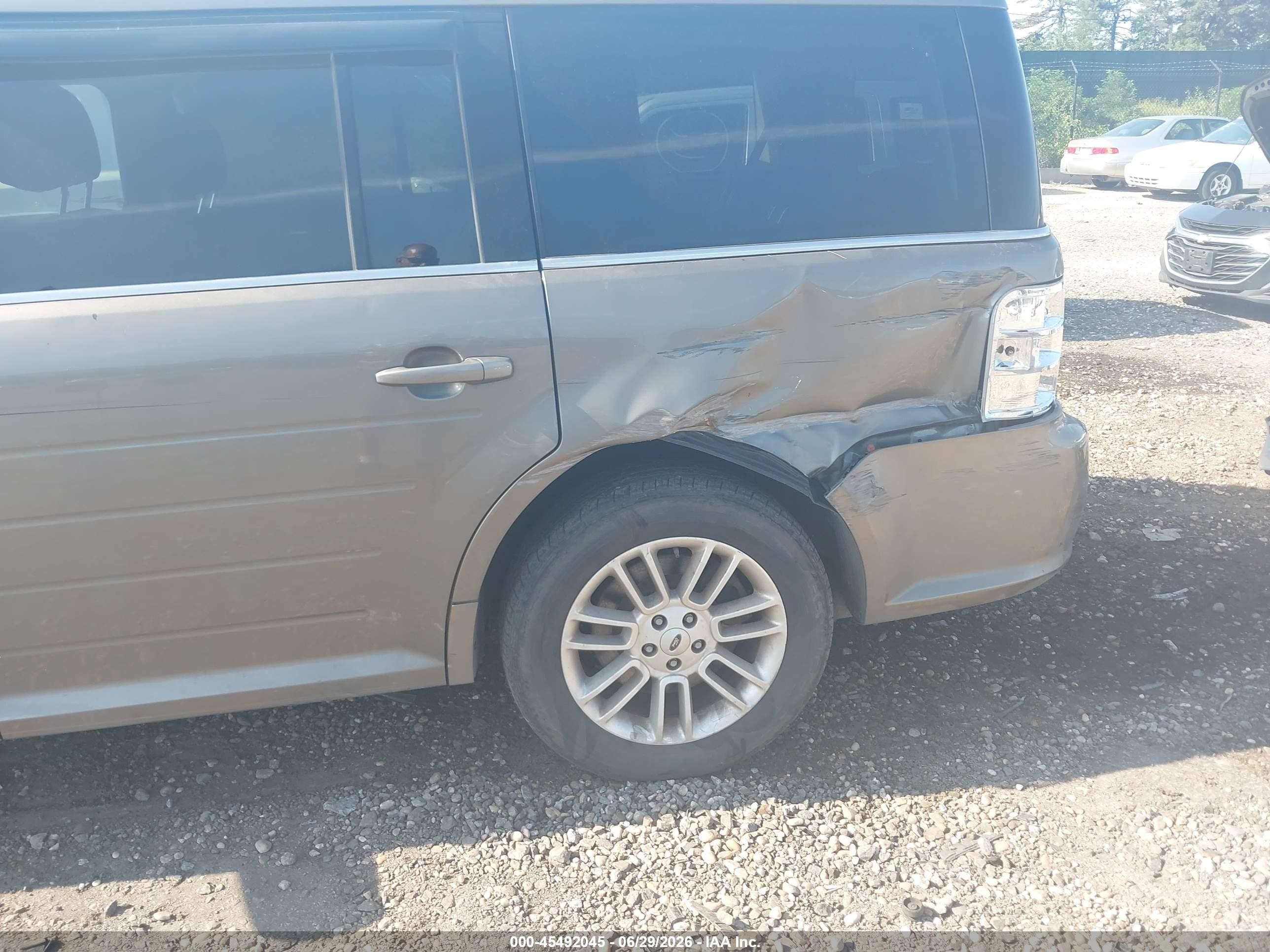 2014 Ford Flex Sel Beige vin: 2FMHK6C84EBD07786