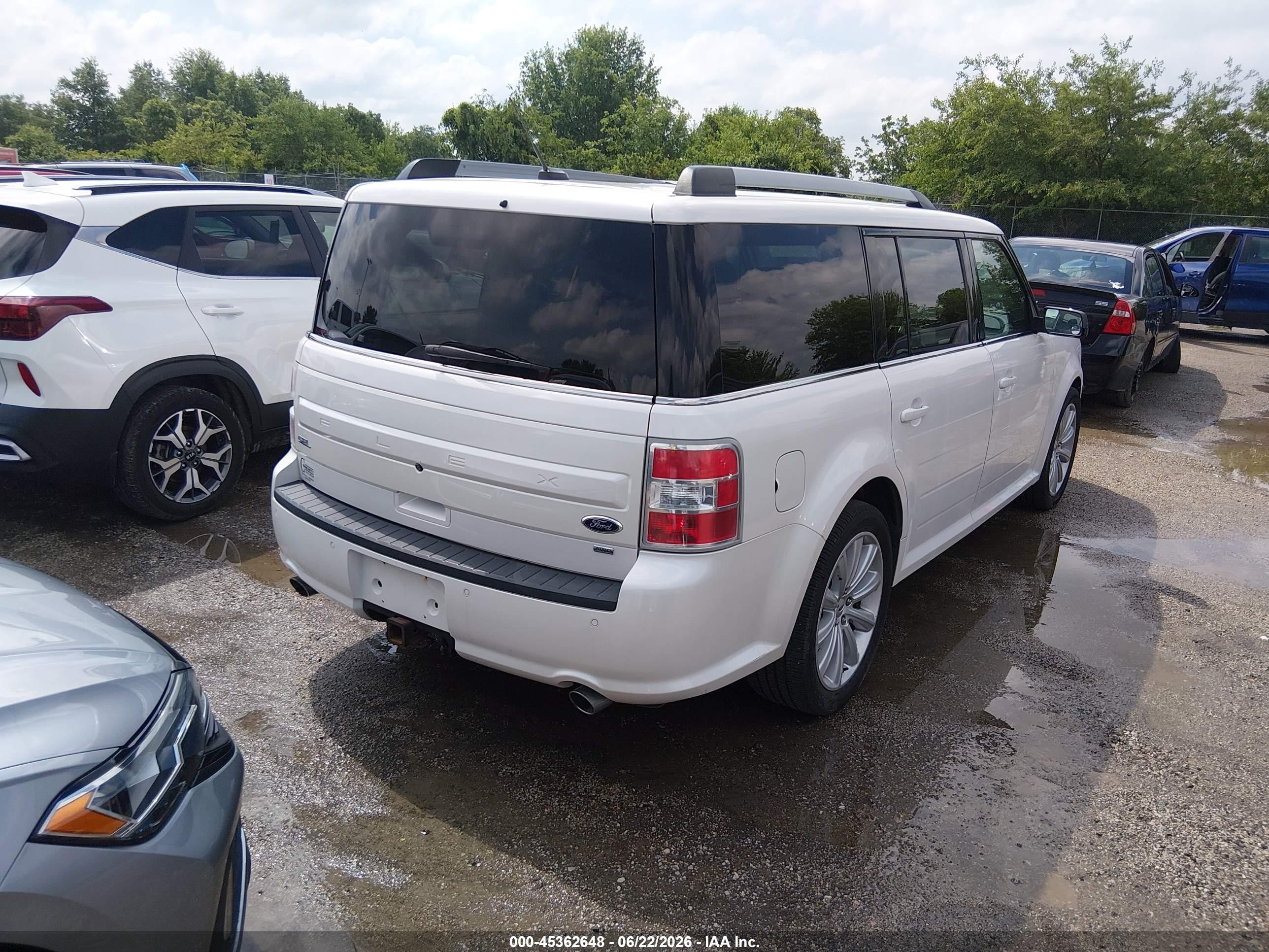 2014 Ford Flex Sel White vin: 2FMHK6C89EBD37897