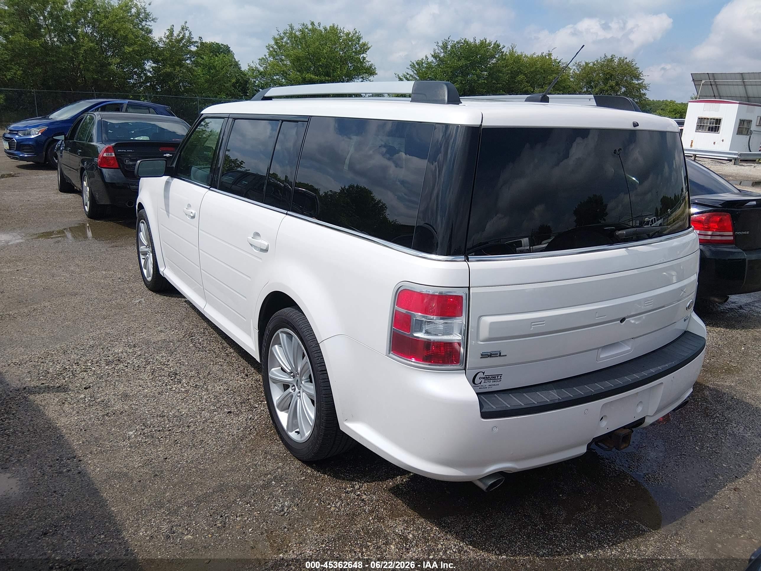 2014 Ford Flex Sel White vin: 2FMHK6C89EBD37897