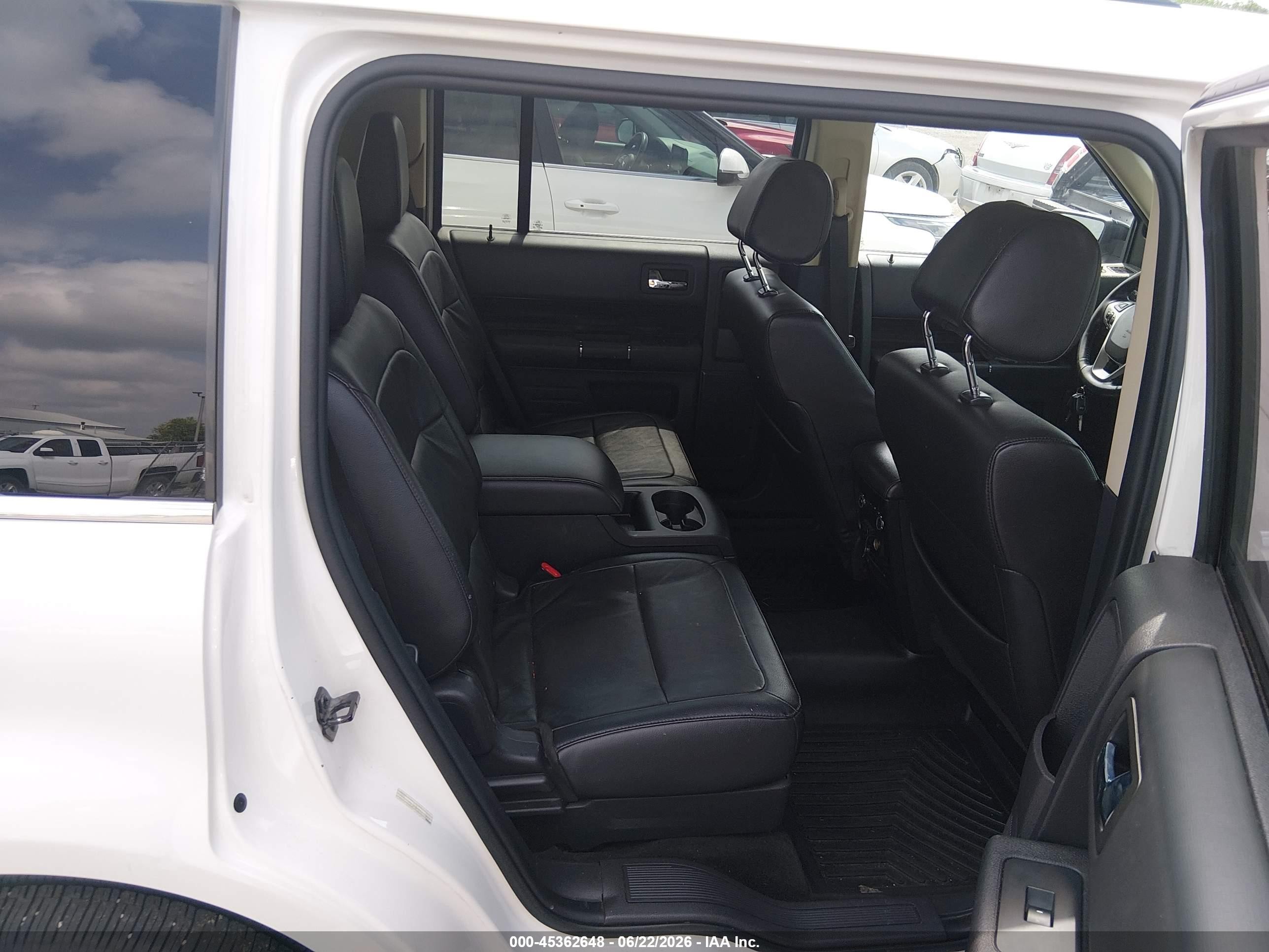 2014 Ford Flex Sel White vin: 2FMHK6C89EBD37897