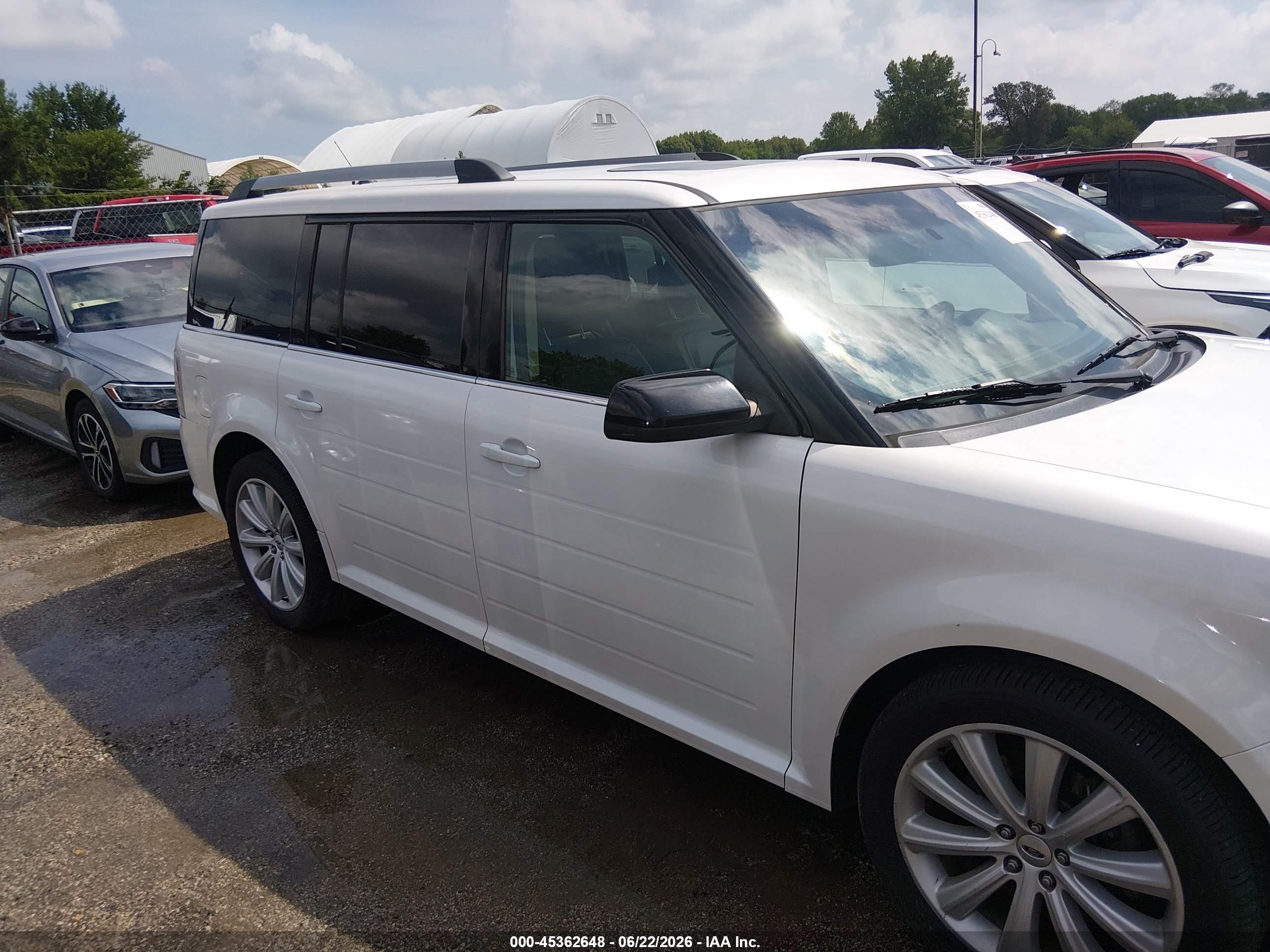 2014 Ford Flex Sel White vin: 2FMHK6C89EBD37897