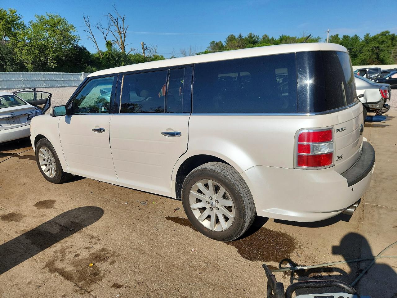 2010 Ford Flex Se Fwd White vin: 2FMHK6CC2ABB29732