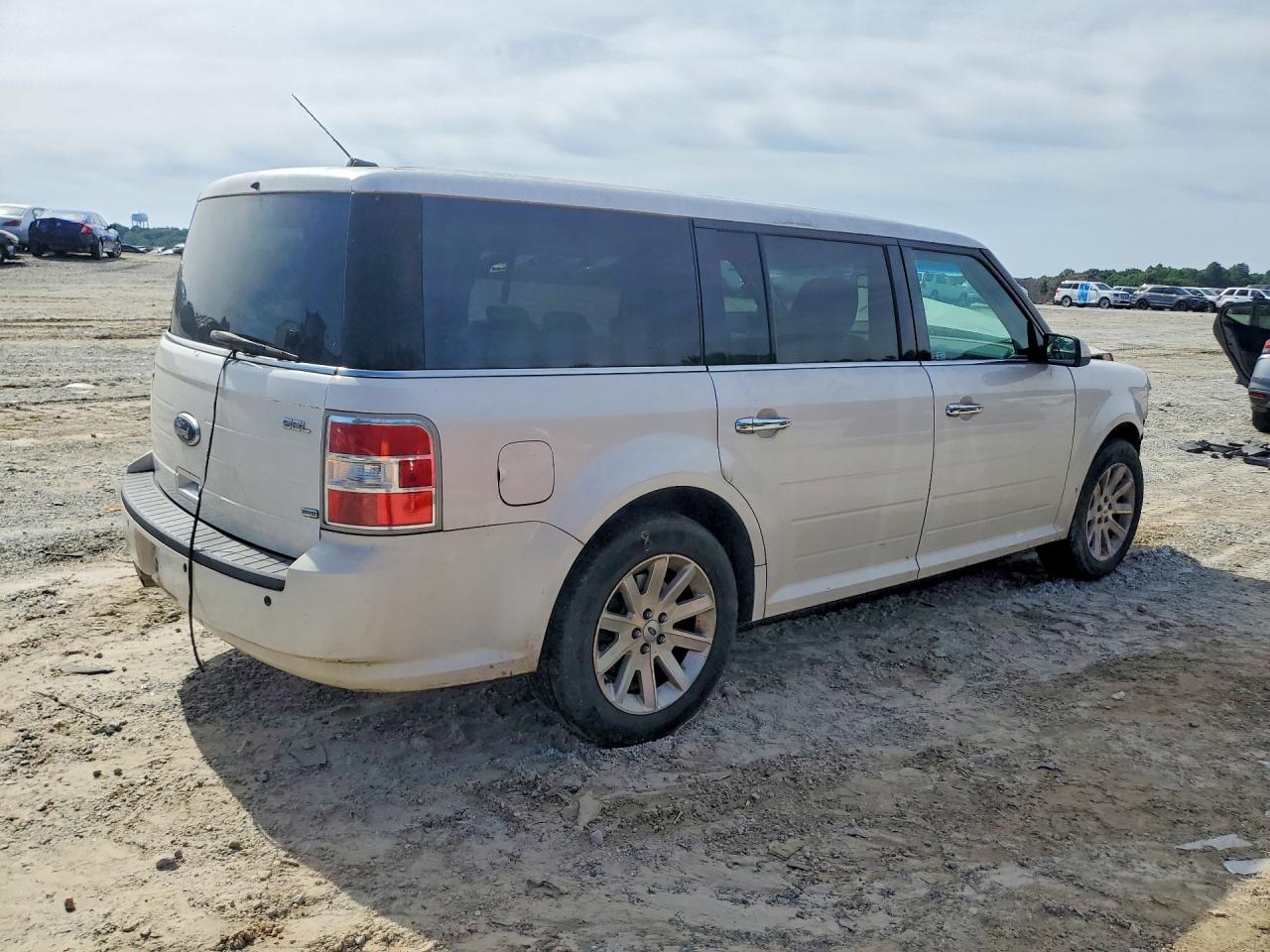 2010 Ford Flex Sel White vin: 2FMHK6CC2ABD01175