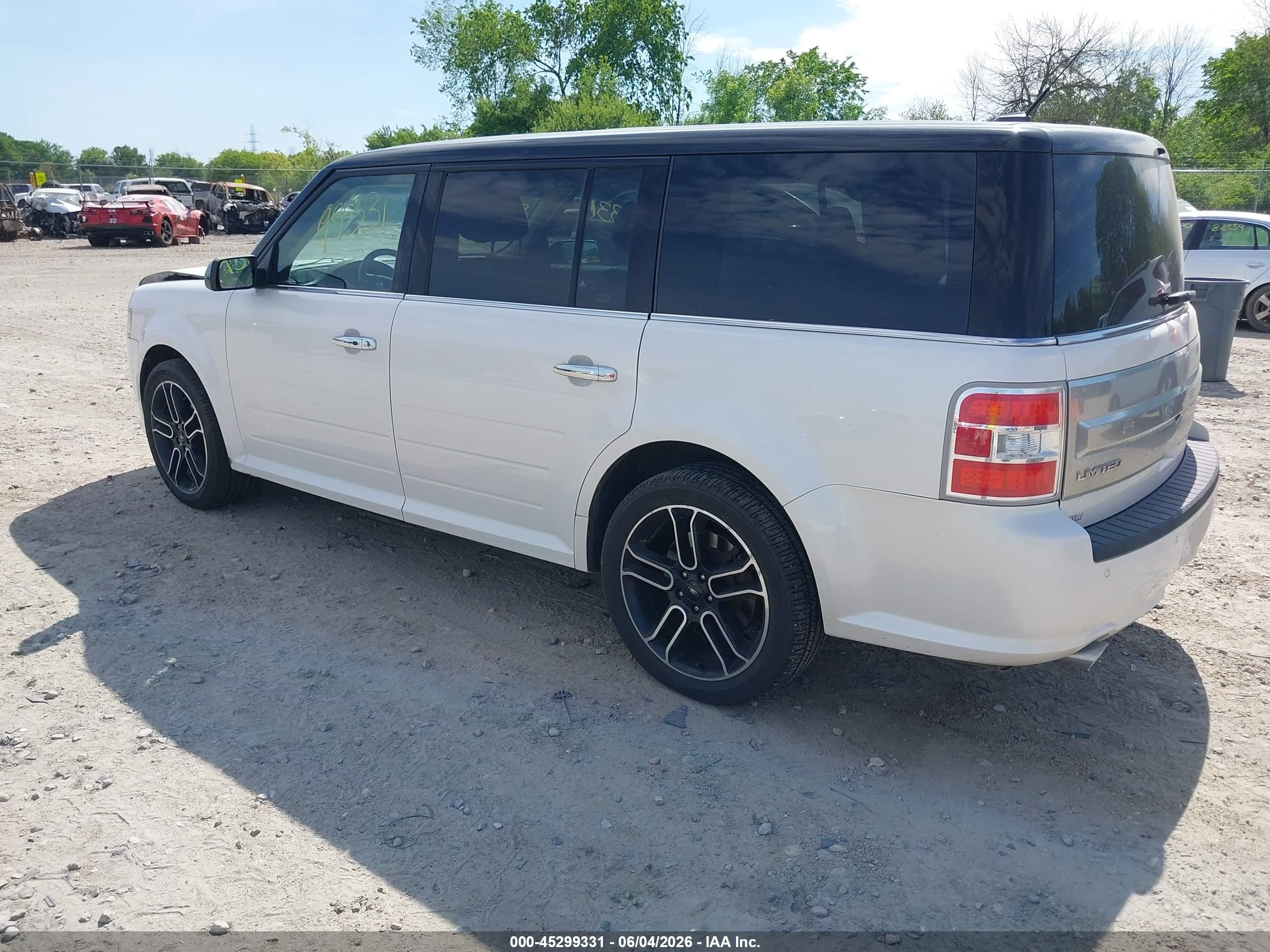 2015 Ford Flex Limited White vin: 2FMHK6D80FBA00082