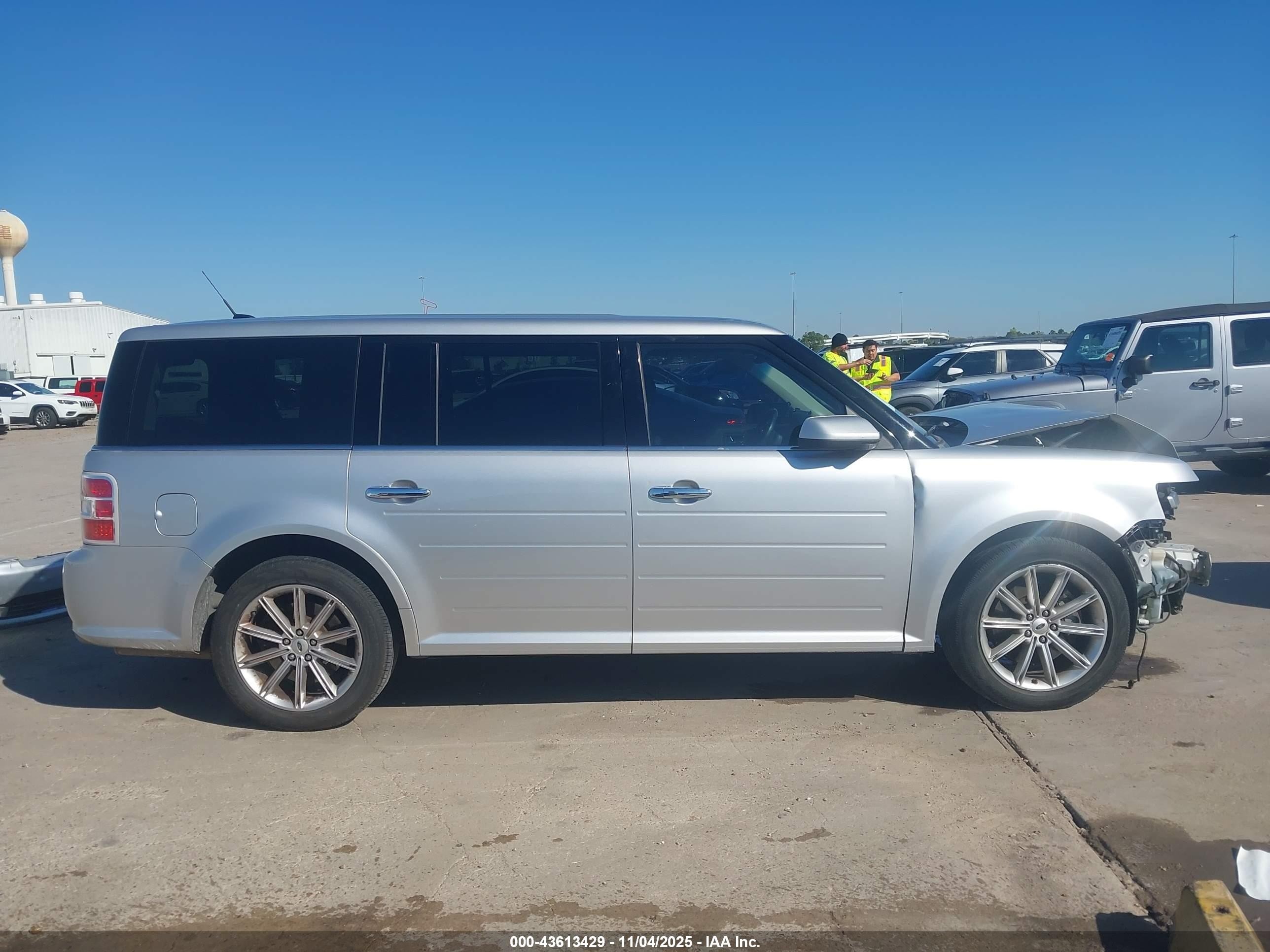 2018 Ford Flex Limited Silver vin: 2FMHK6D86JBA01729