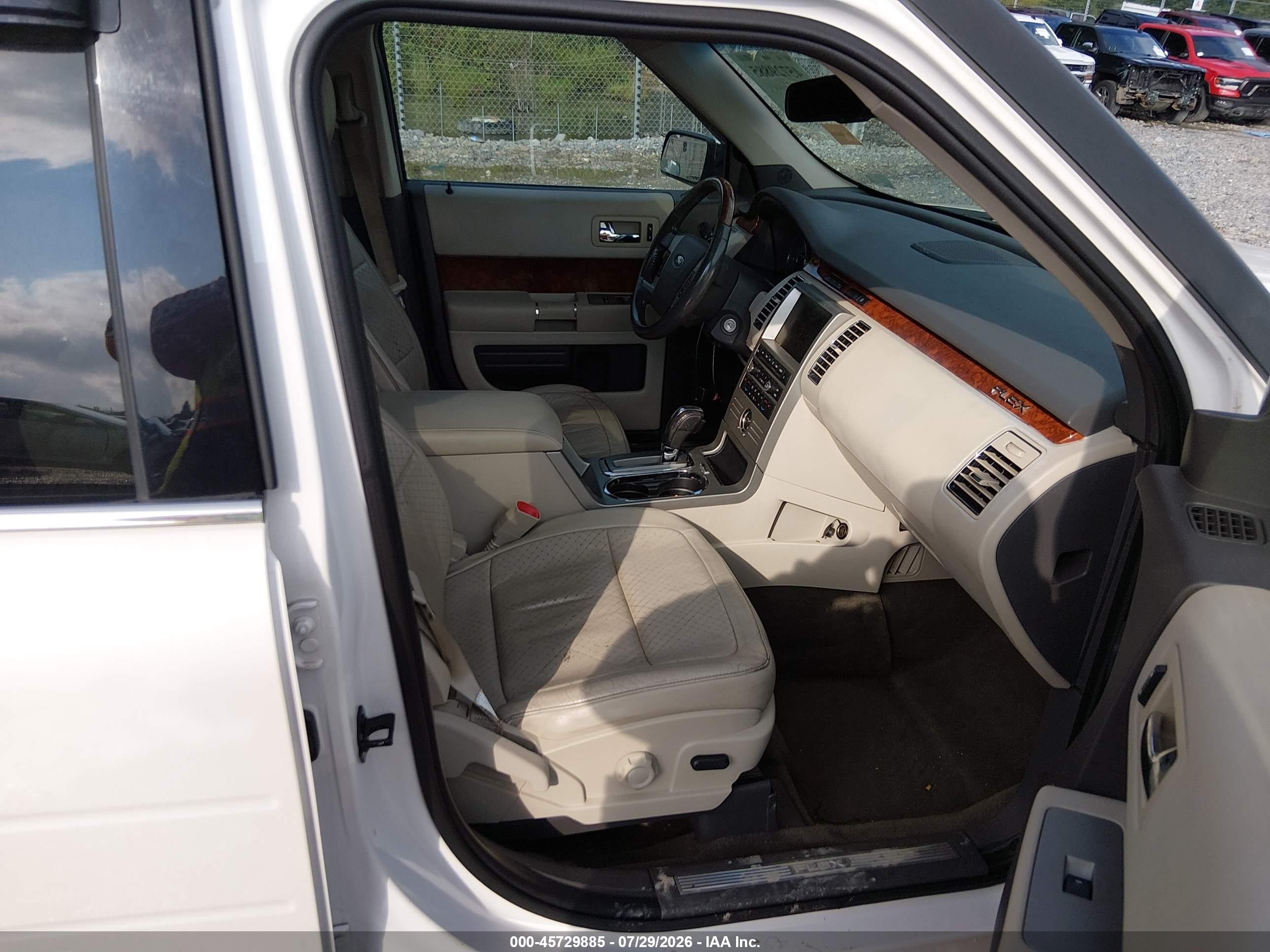 2011 Ford Flex Limited White vin: 2FMHK6DC1BBD17867