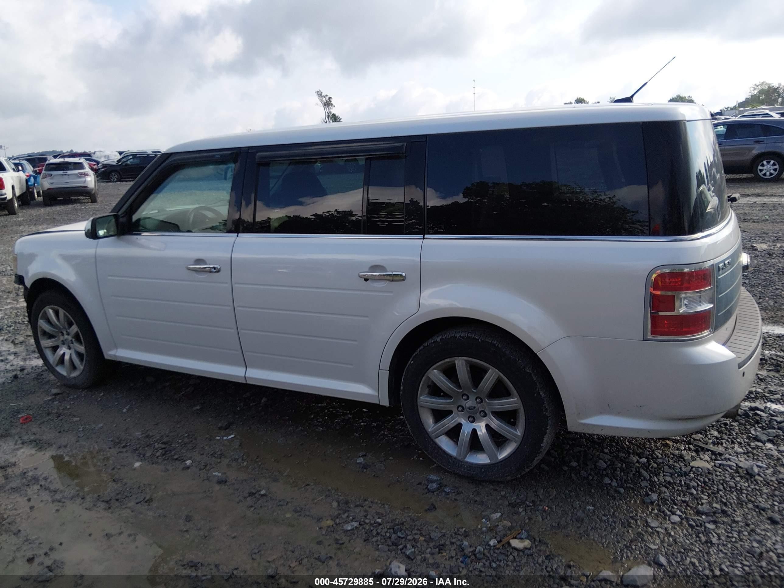 2011 Ford Flex Limited White vin: 2FMHK6DC1BBD17867