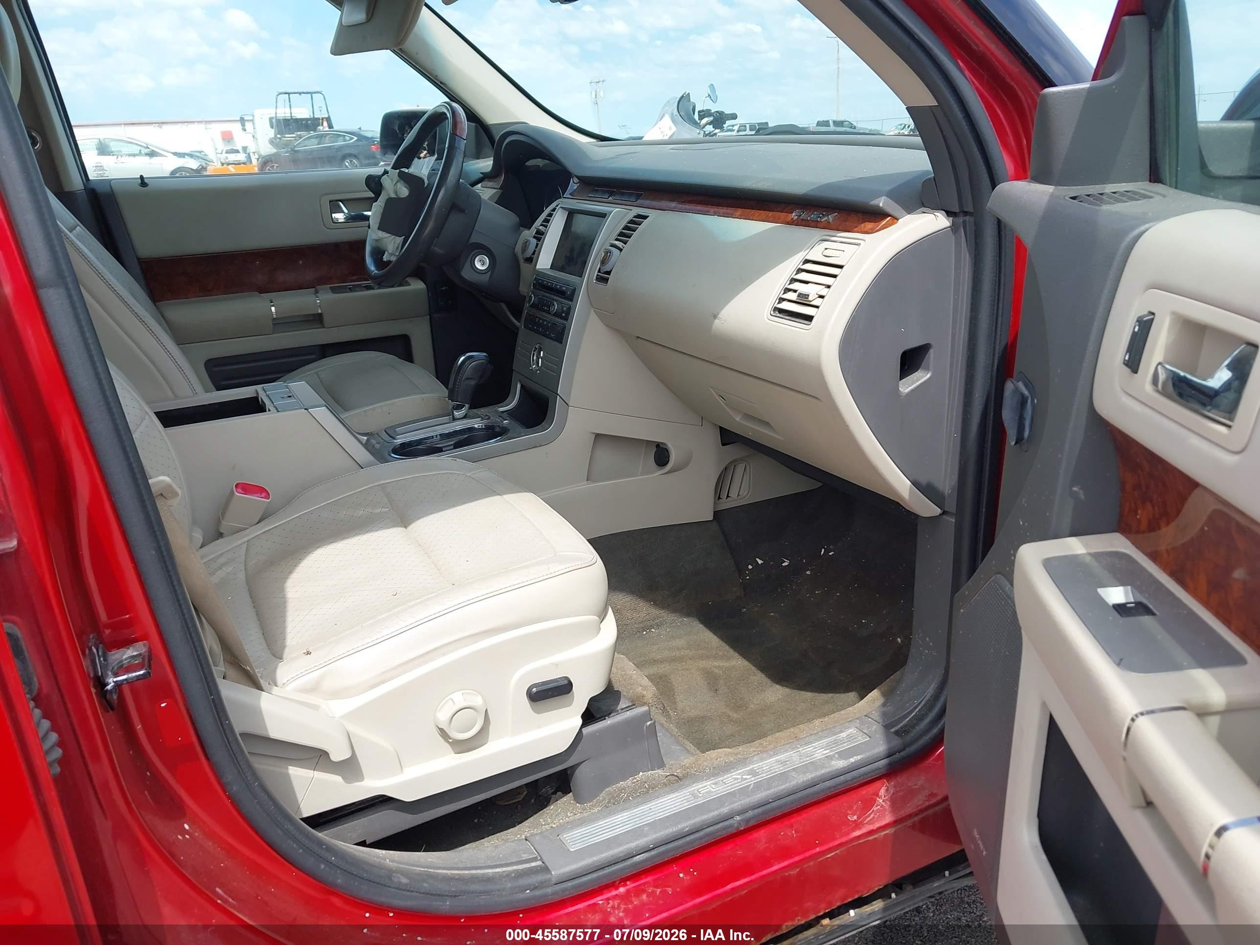 2010 Ford Flex Limited Red vin: 2FMHK6DC3ABD01216