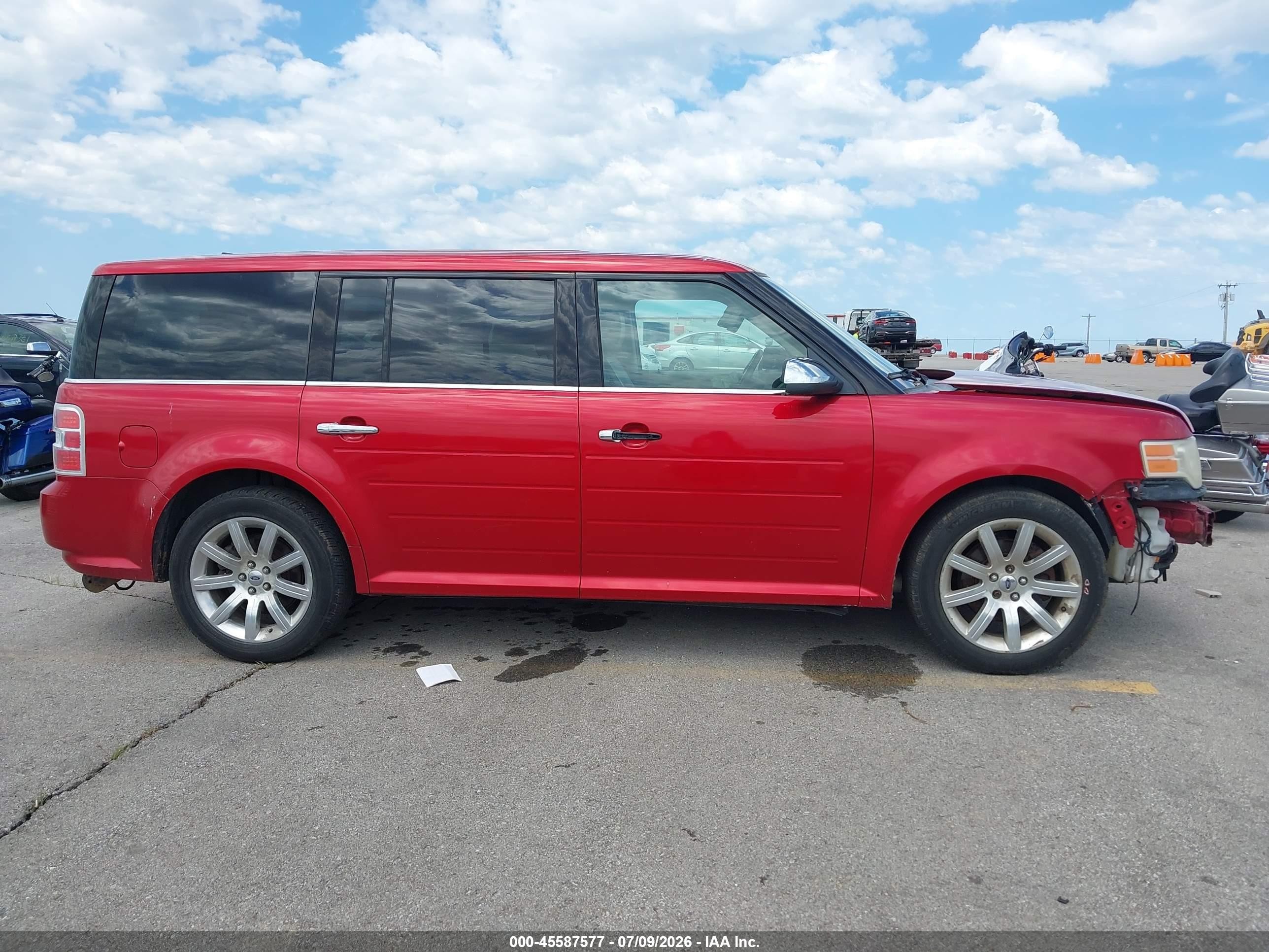 2010 Ford Flex Limited Red vin: 2FMHK6DC3ABD01216