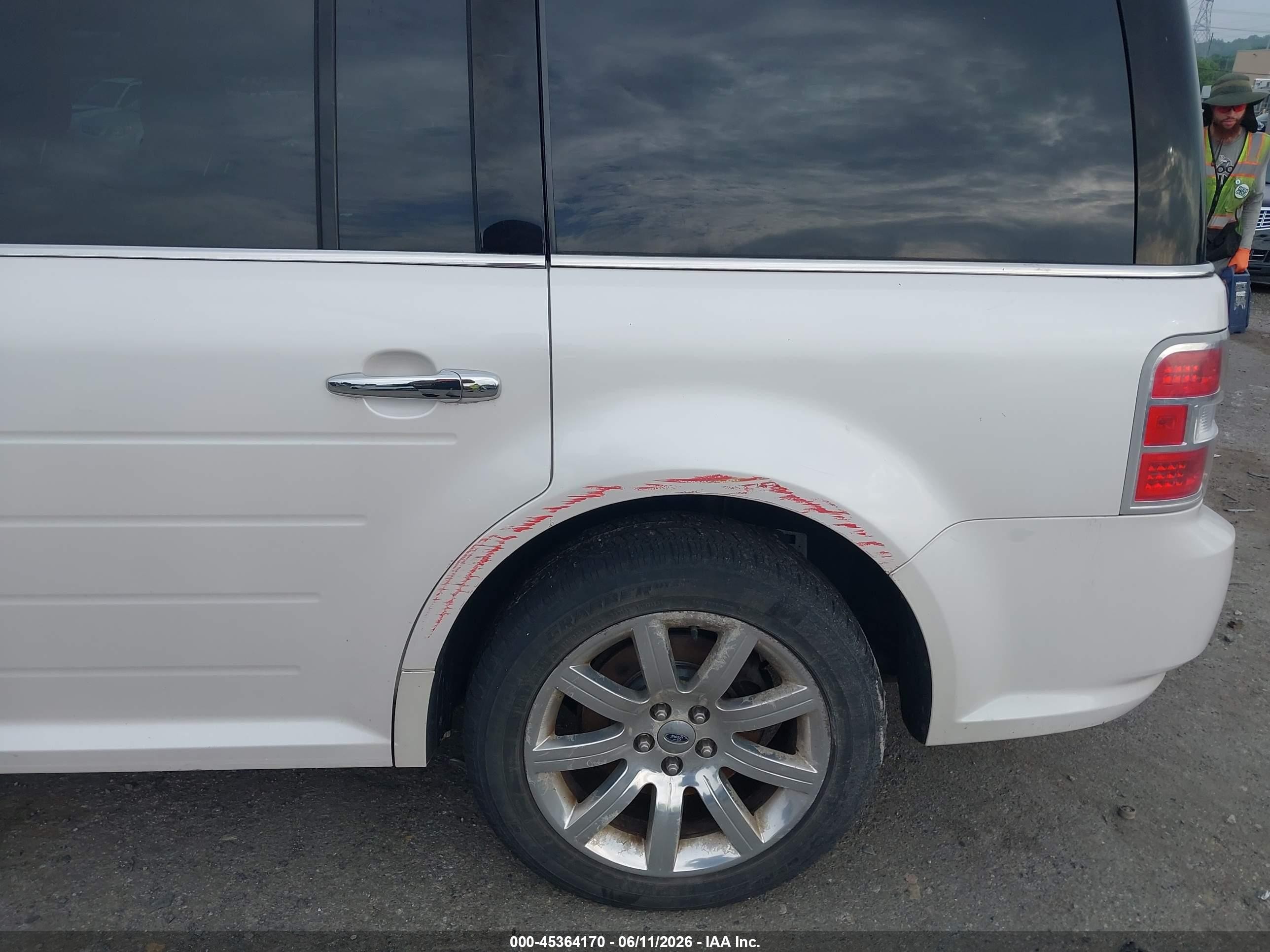 2011 Ford Flex Limited White vin: 2FMHK6DC4BBD25283