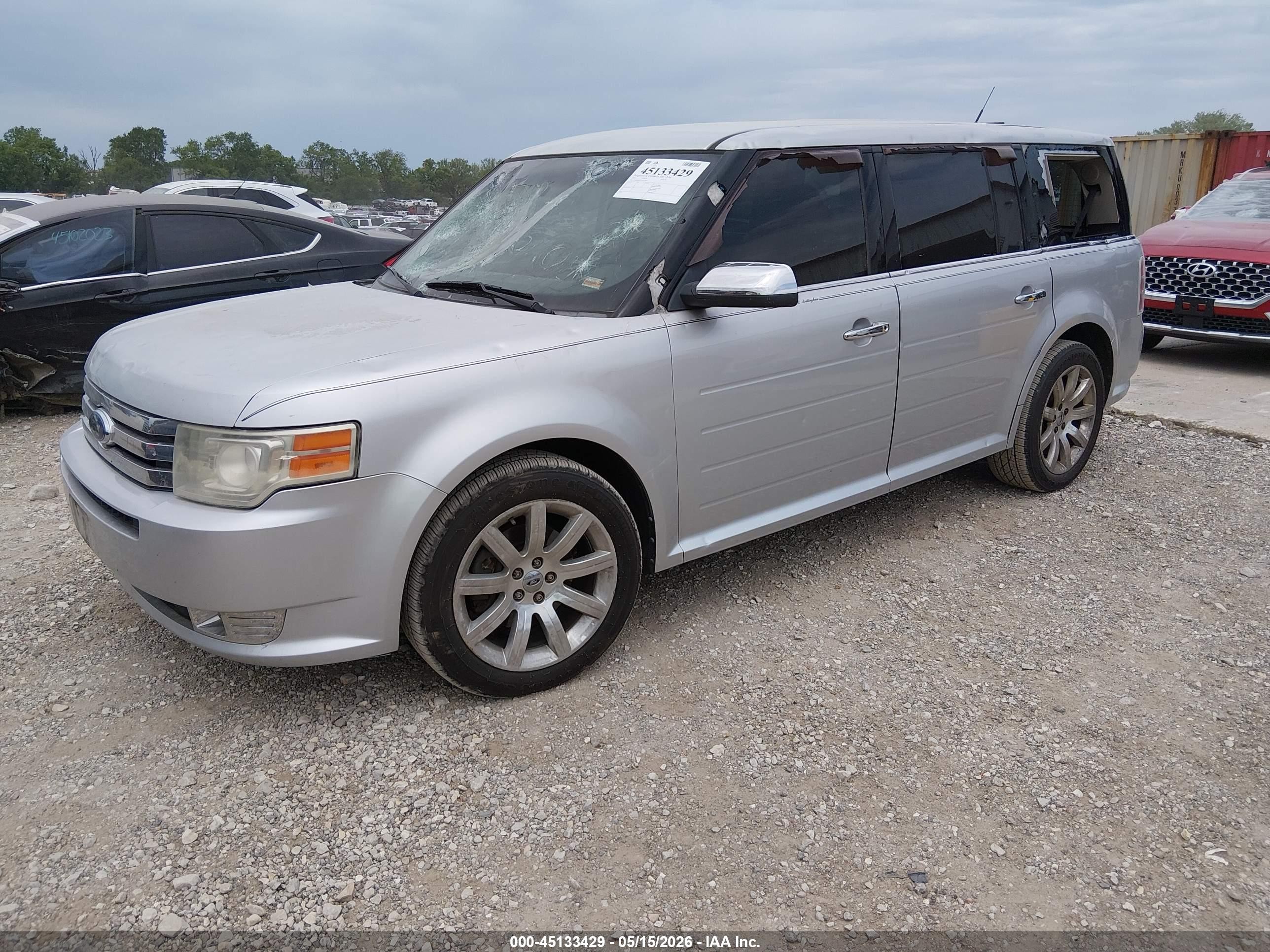 2010 Ford Flex Limited Silver vin: 2FMHK6DC6ABA70845