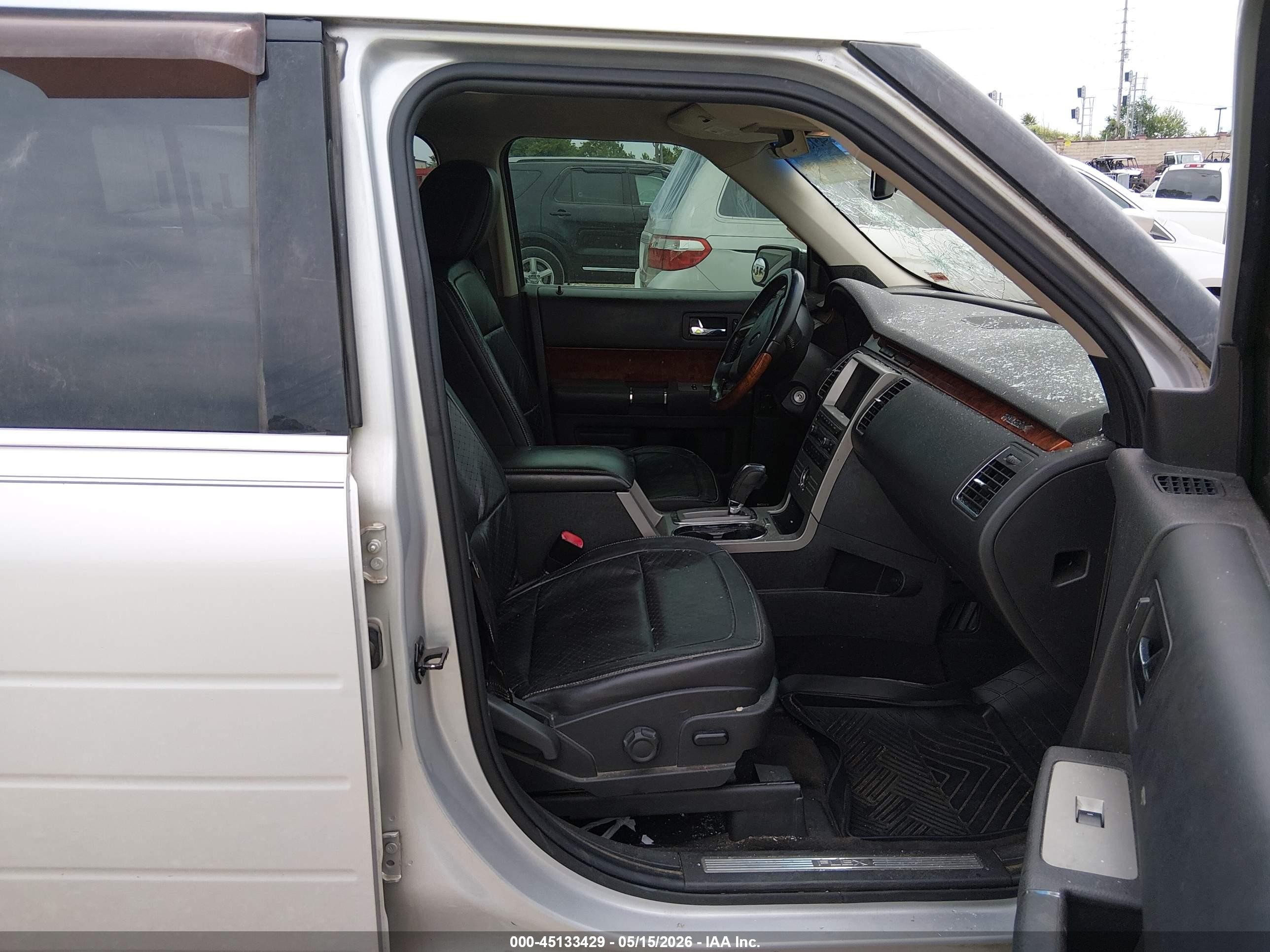 2010 Ford Flex Limited Silver vin: 2FMHK6DC6ABA70845