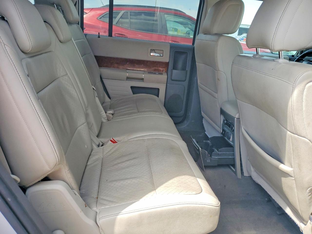 2010 Ford Flex Limited Silver vin: 2FMHK6DC7ABD01025