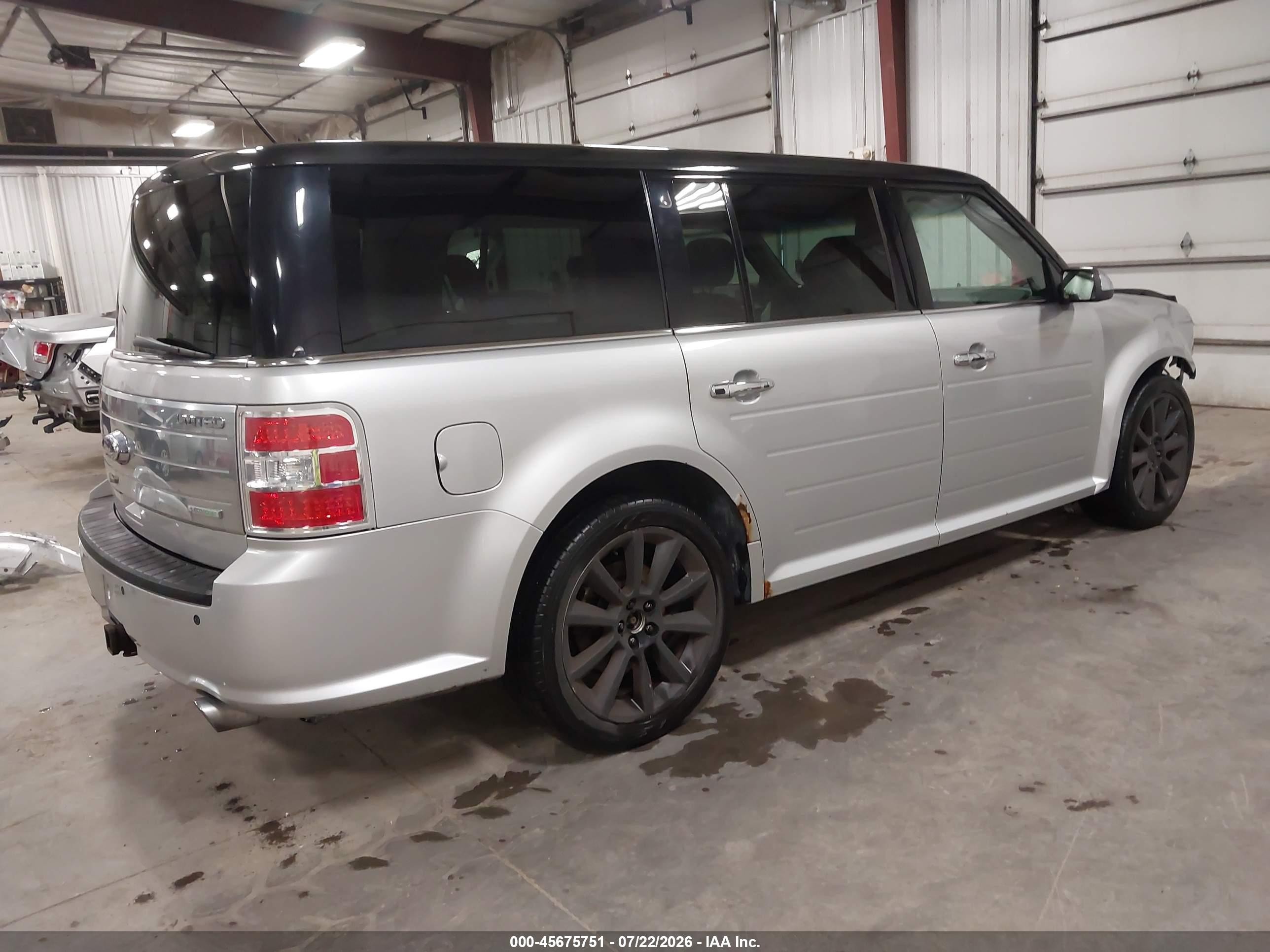 2011 Ford Flex Limited Silver vin: 2FMHK6DT2BBD28957
