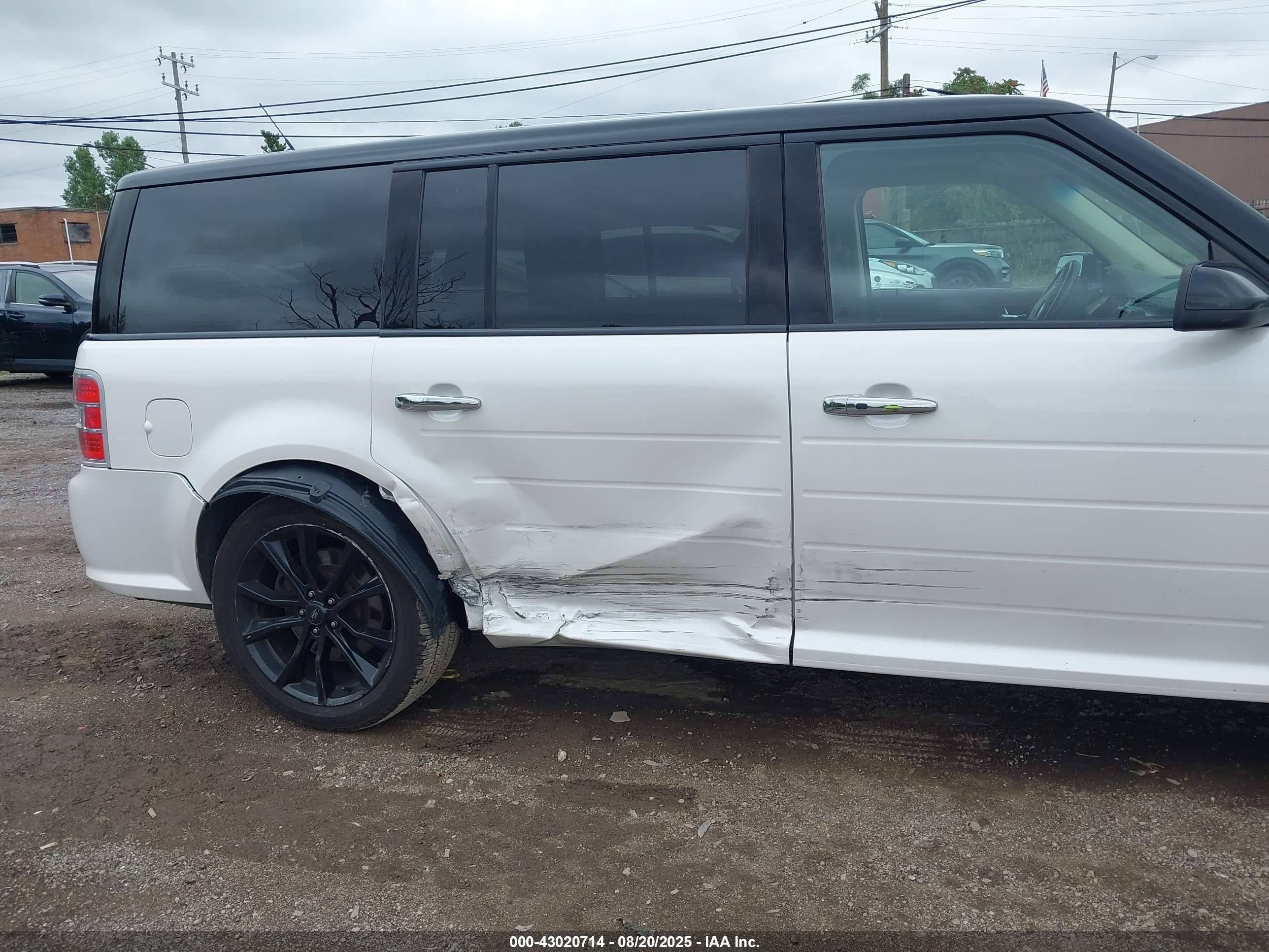 2018 Ford Flex Limited White vin: 2FMHK6DT3JBA17245
