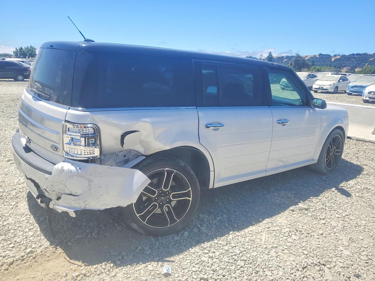 2013 Ford Flex Limited White vin: 2FMHK6DT7DBD15687
