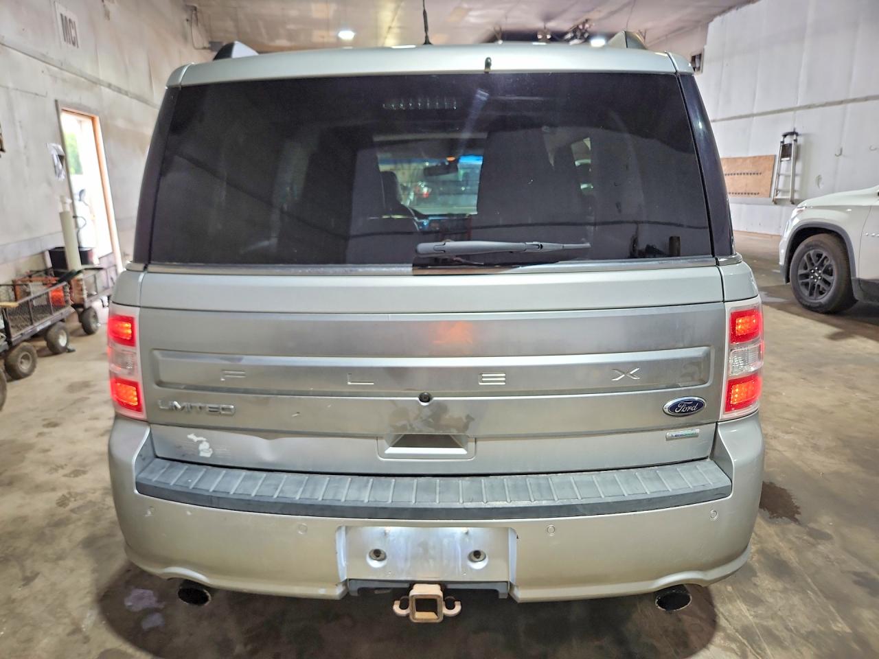 2013 Ford Flex Limited Silver vin: 2FMHK6DT9DBD09809
