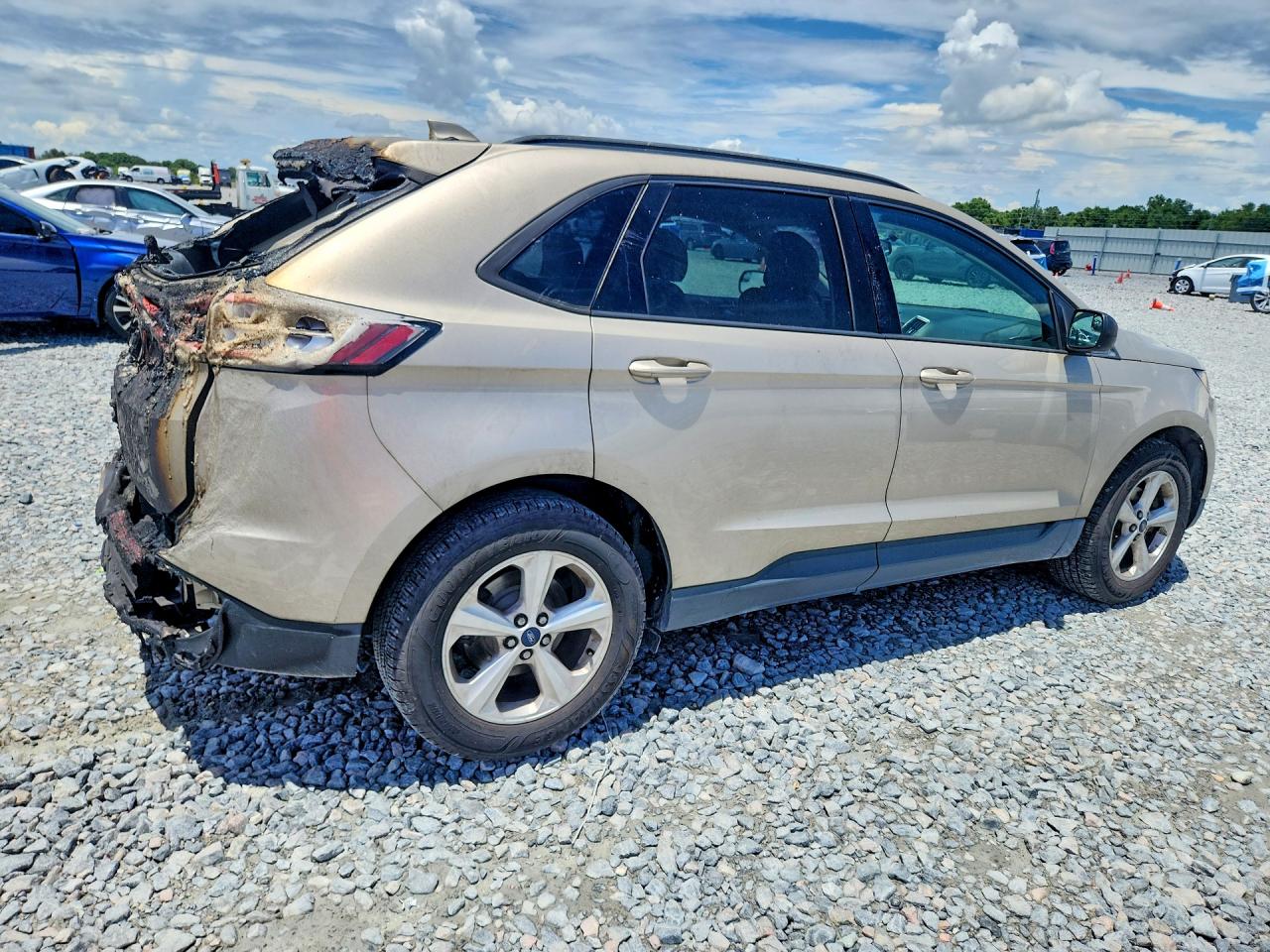 2017 Ford Edge Se Кремовый vin: 2FMPK3G93HBC52099