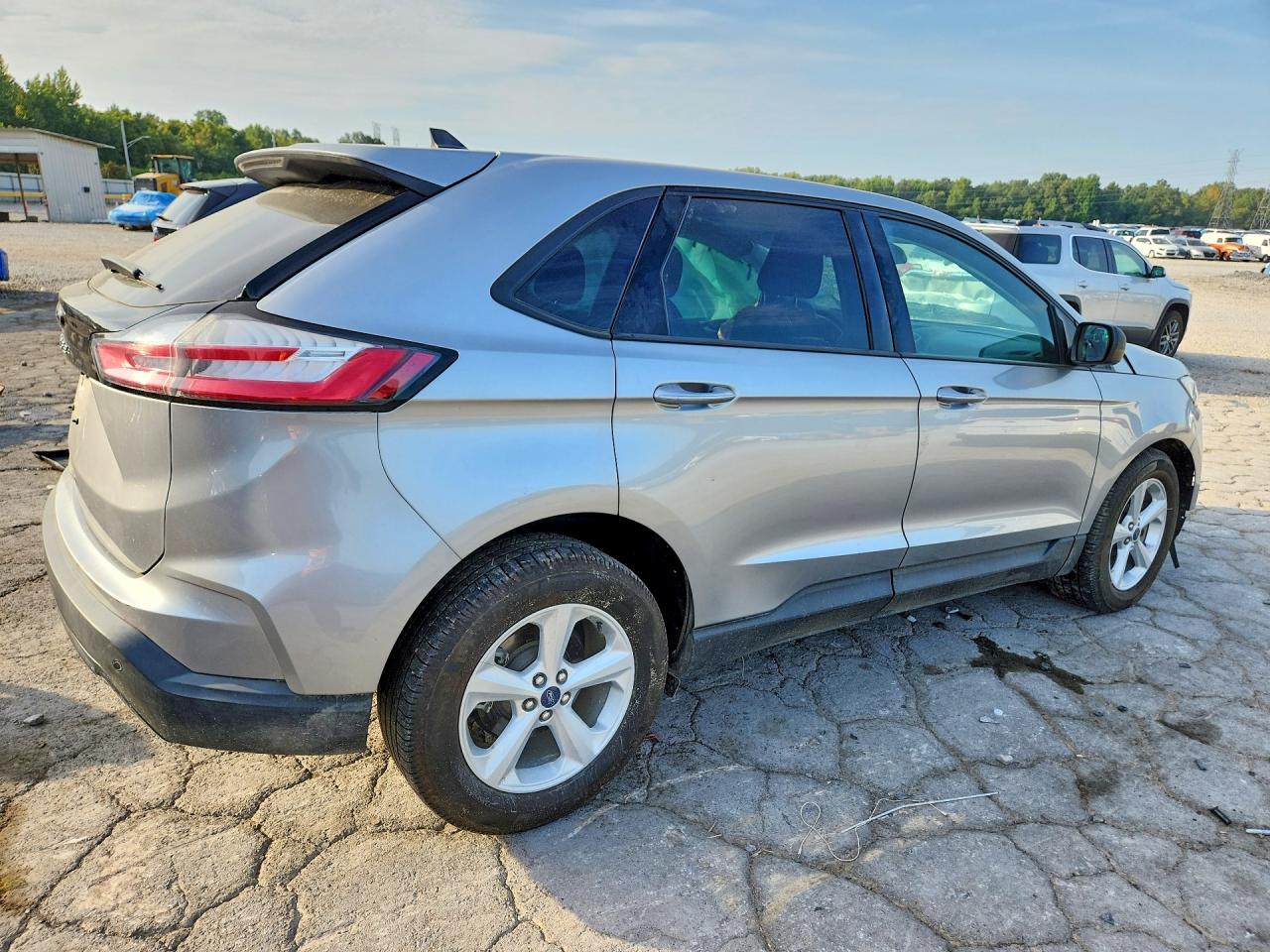 2021 Ford Edge Se Silver vin: 2FMPK3G93MBA26204