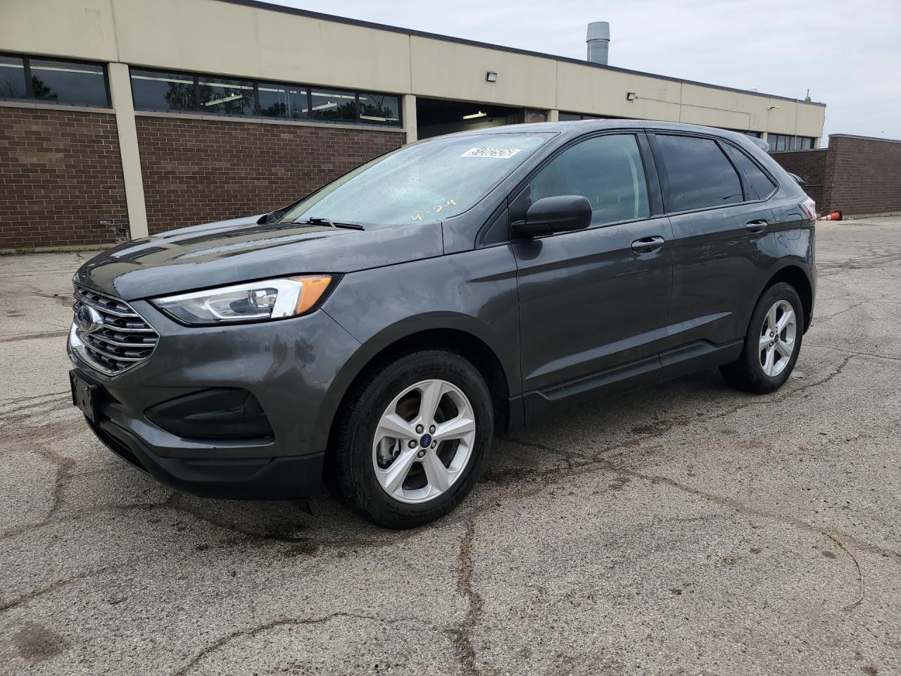 2020 Ford Edge Se Charcoal vin: 2FMPK3G94LBB47838 Damage: Front Bumper/Cover, Scraped, 1 To 2 Inches