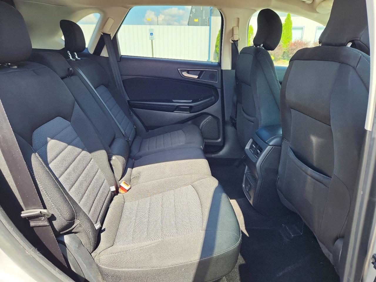 2017 Ford Edge Se Silver vin: 2FMPK3G96HBC69561