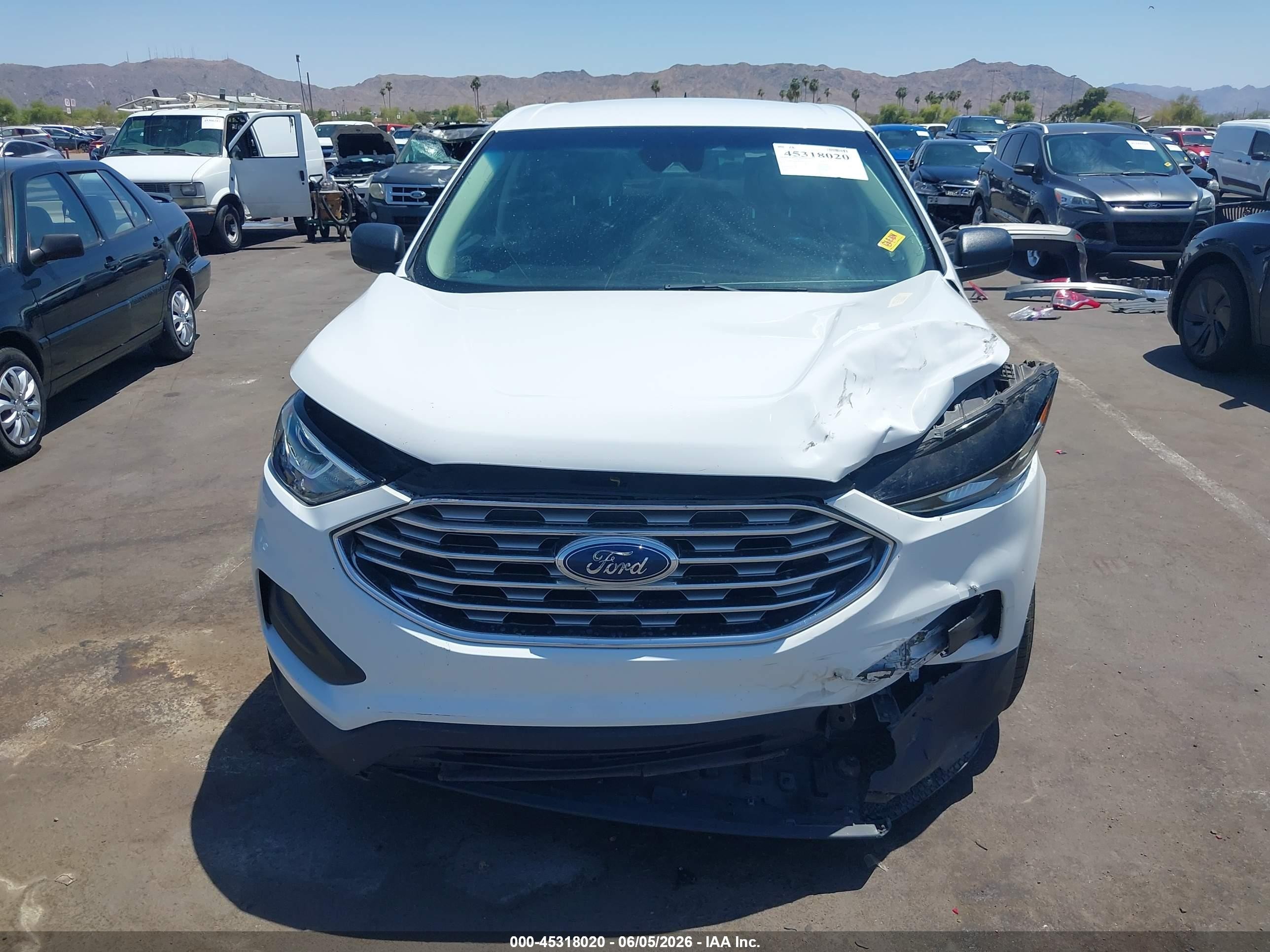 2019 Ford Edge Se White vin: 2FMPK3G96KBB14404