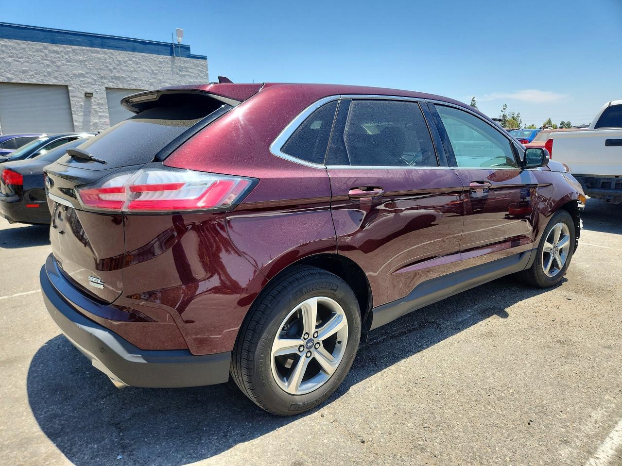 2020 Ford Edge Sel Burgundy vin: 2FMPK3J97LBA13480