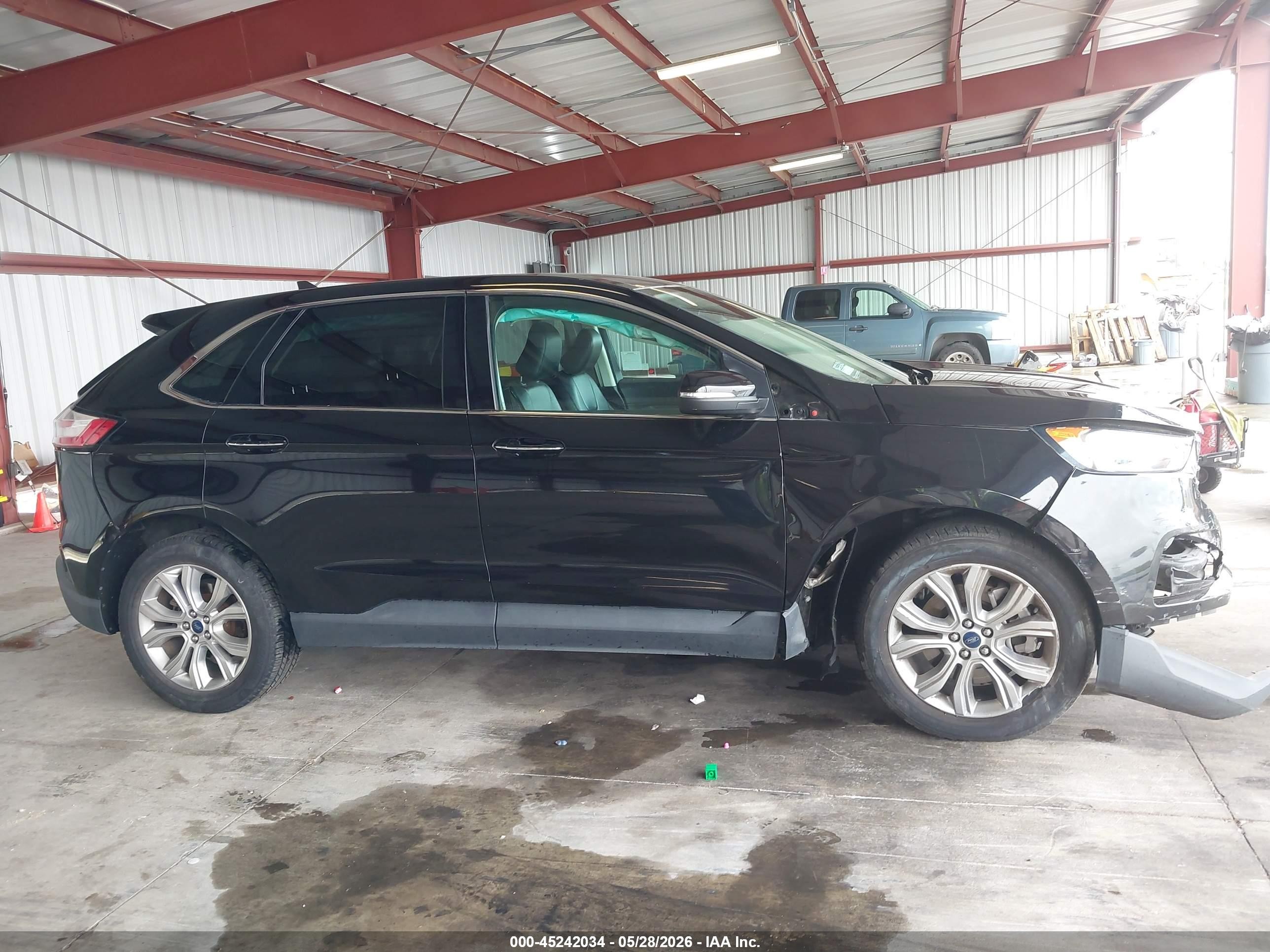 2021 Ford Edge Titanium Черный vin: 2FMPK3K91MBA18741