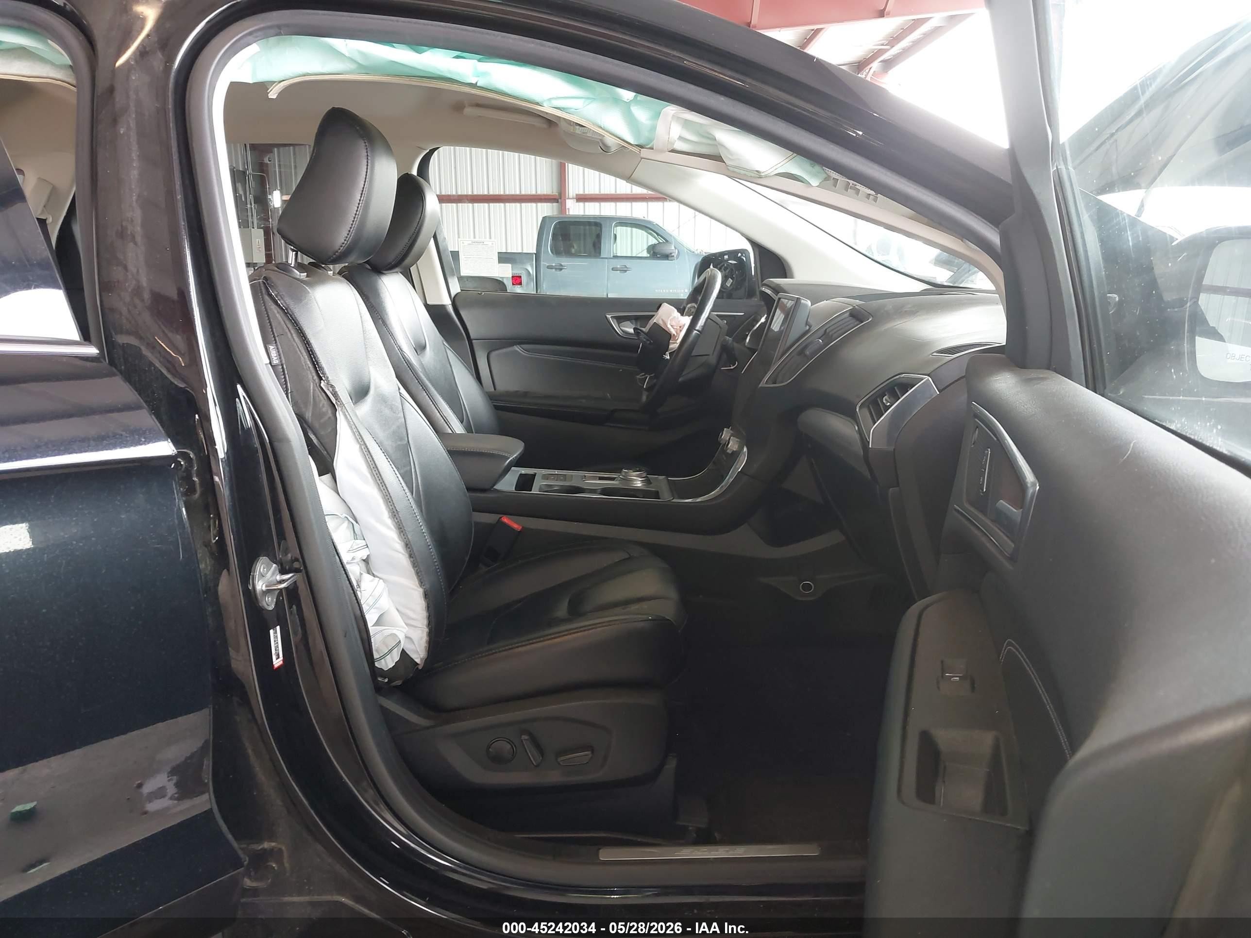 2021 Ford Edge Titanium Черный vin: 2FMPK3K91MBA18741