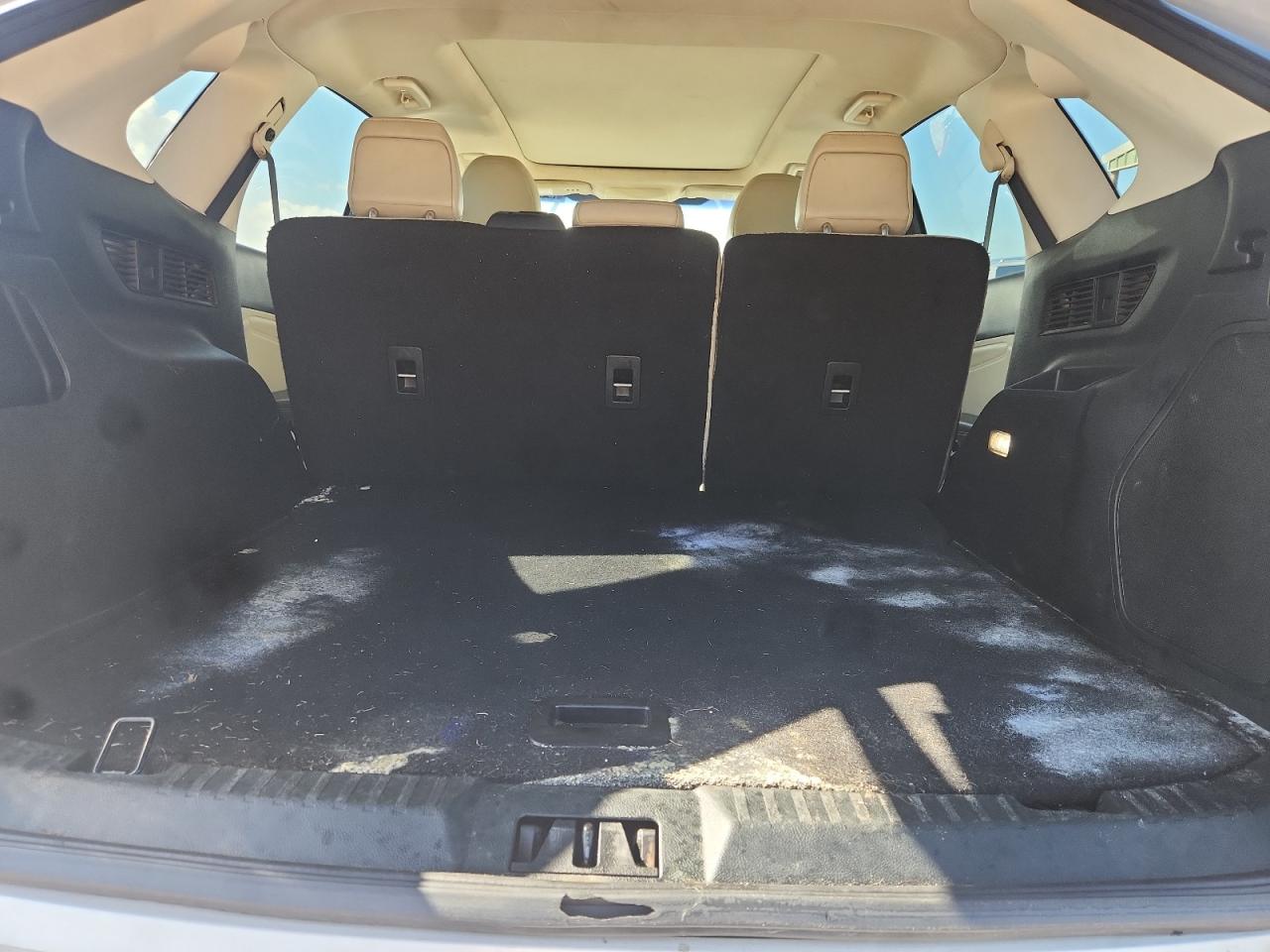 2019 Ford Edge Titanium White vin: 2FMPK3K93KBC68267 Damage: Trunk/Cargo Mat, Stained, Permanent