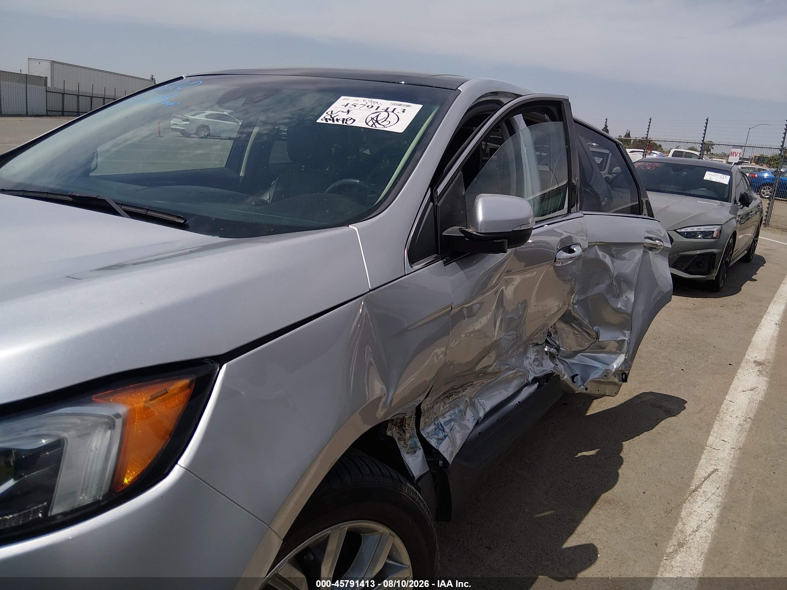 2019 Ford Edge Titanium Silver vin: 2FMPK3K94KBB81204