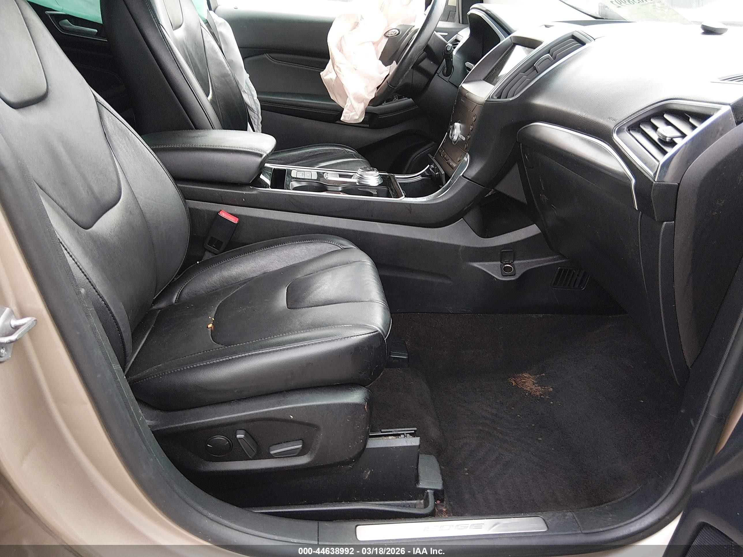 2020 Ford Edge Titanium Gold vin: 2FMPK3K94LBA71965