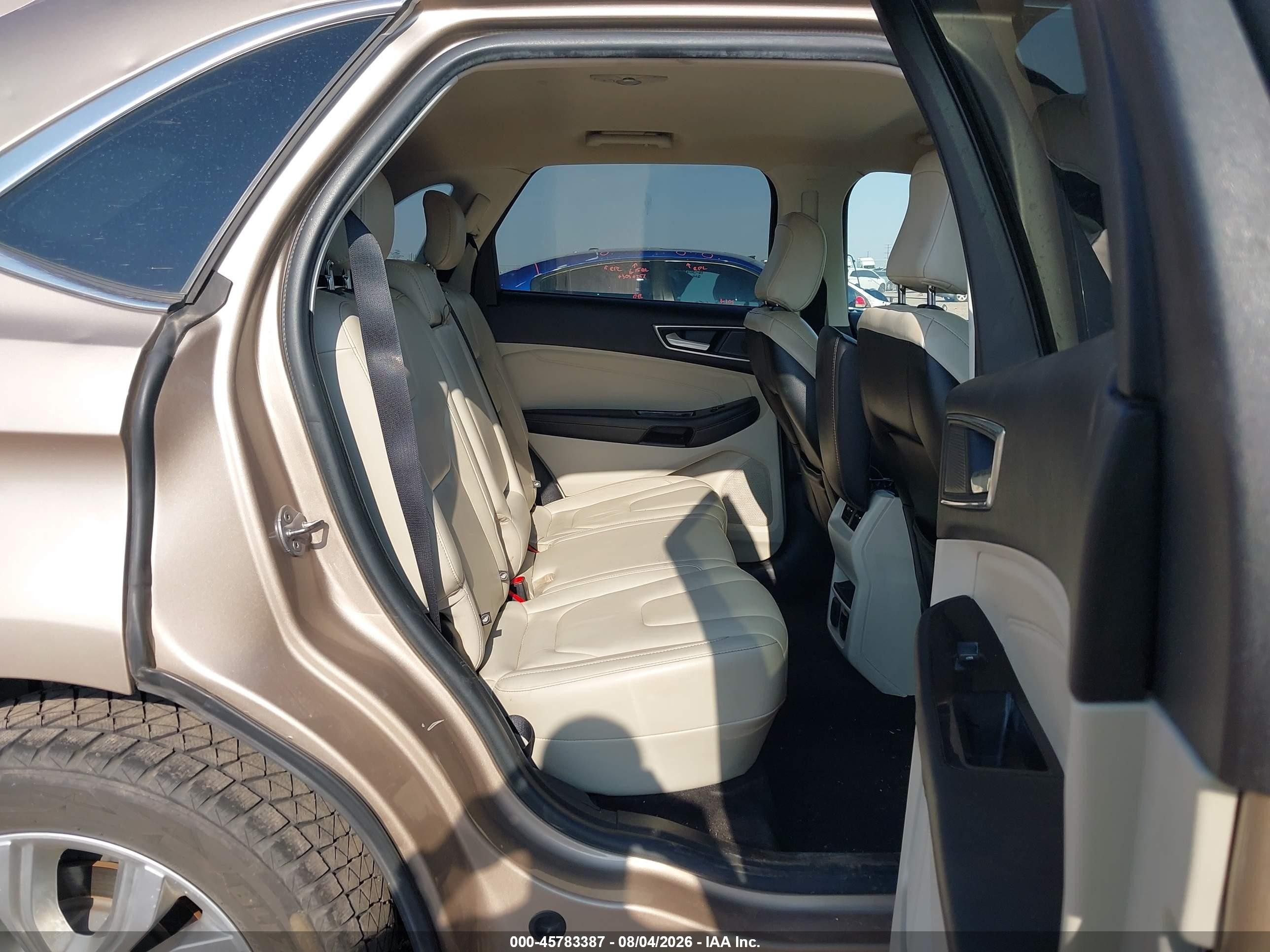 2020 Ford Edge Titanium Beige vin: 2FMPK3K96LBA55539