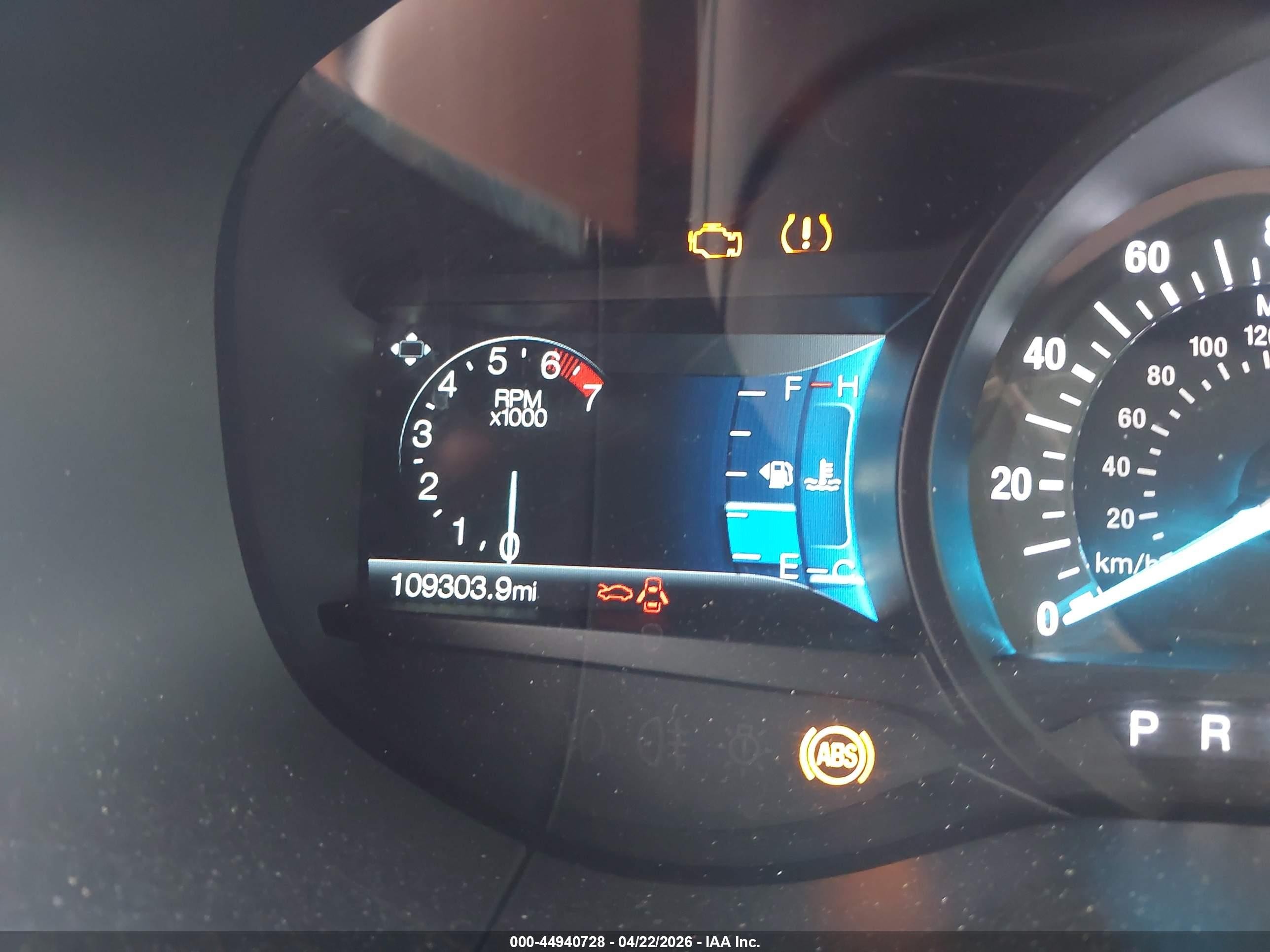 2019 Ford Edge Titanium White vin: 2FMPK3K98KBC72587