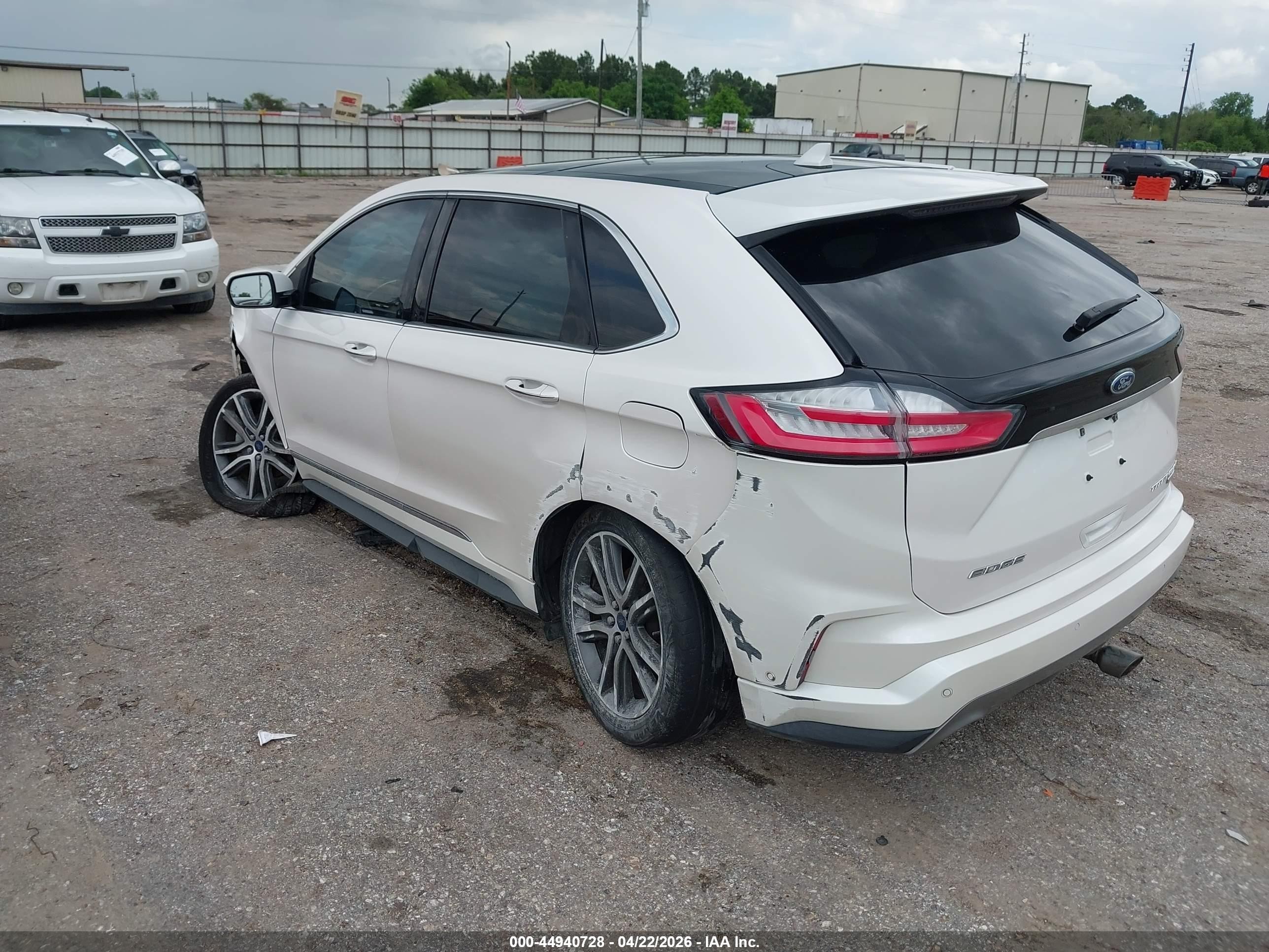 2019 Ford Edge Titanium White vin: 2FMPK3K98KBC72587