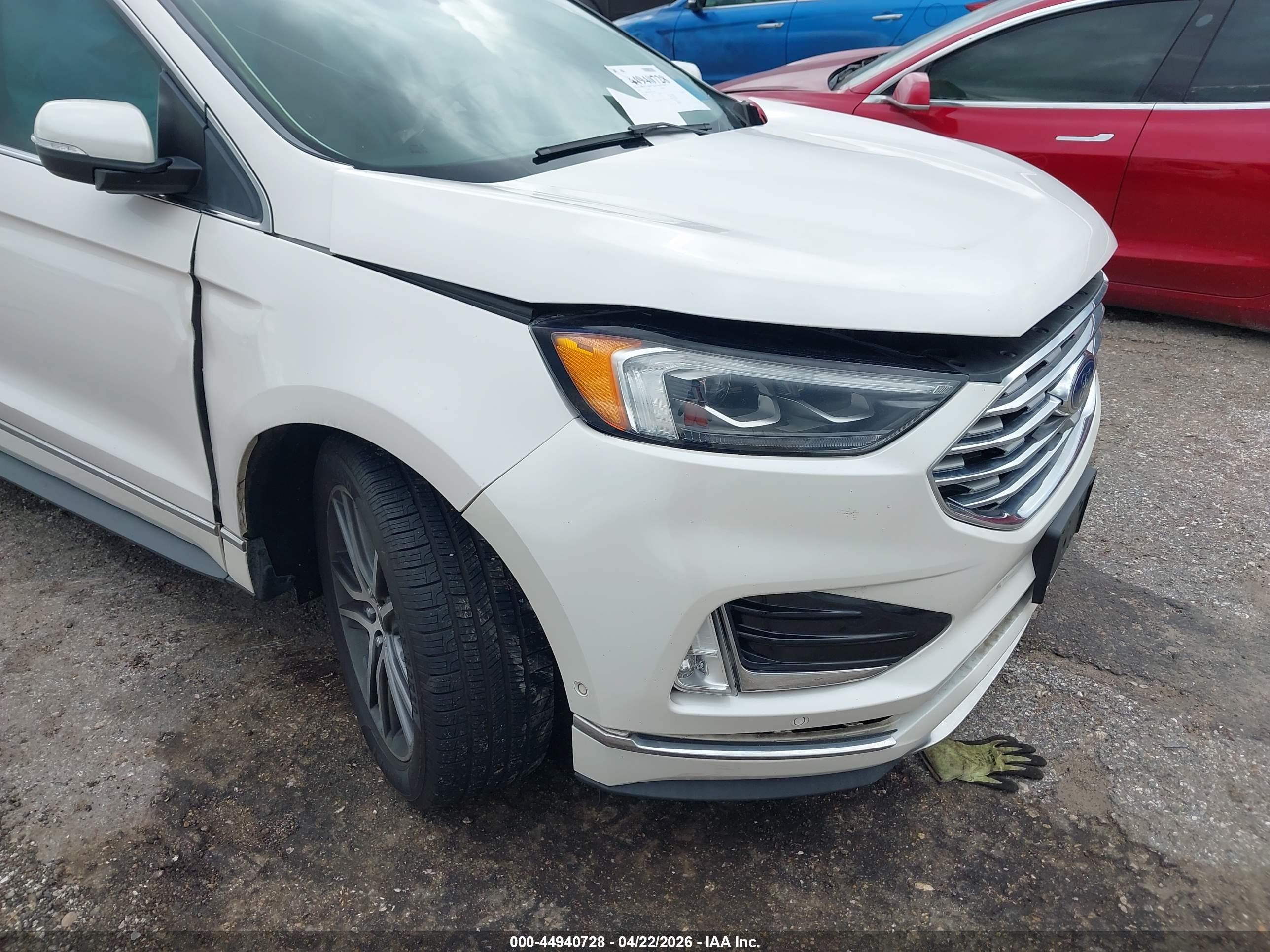 2019 Ford Edge Titanium White vin: 2FMPK3K98KBC72587