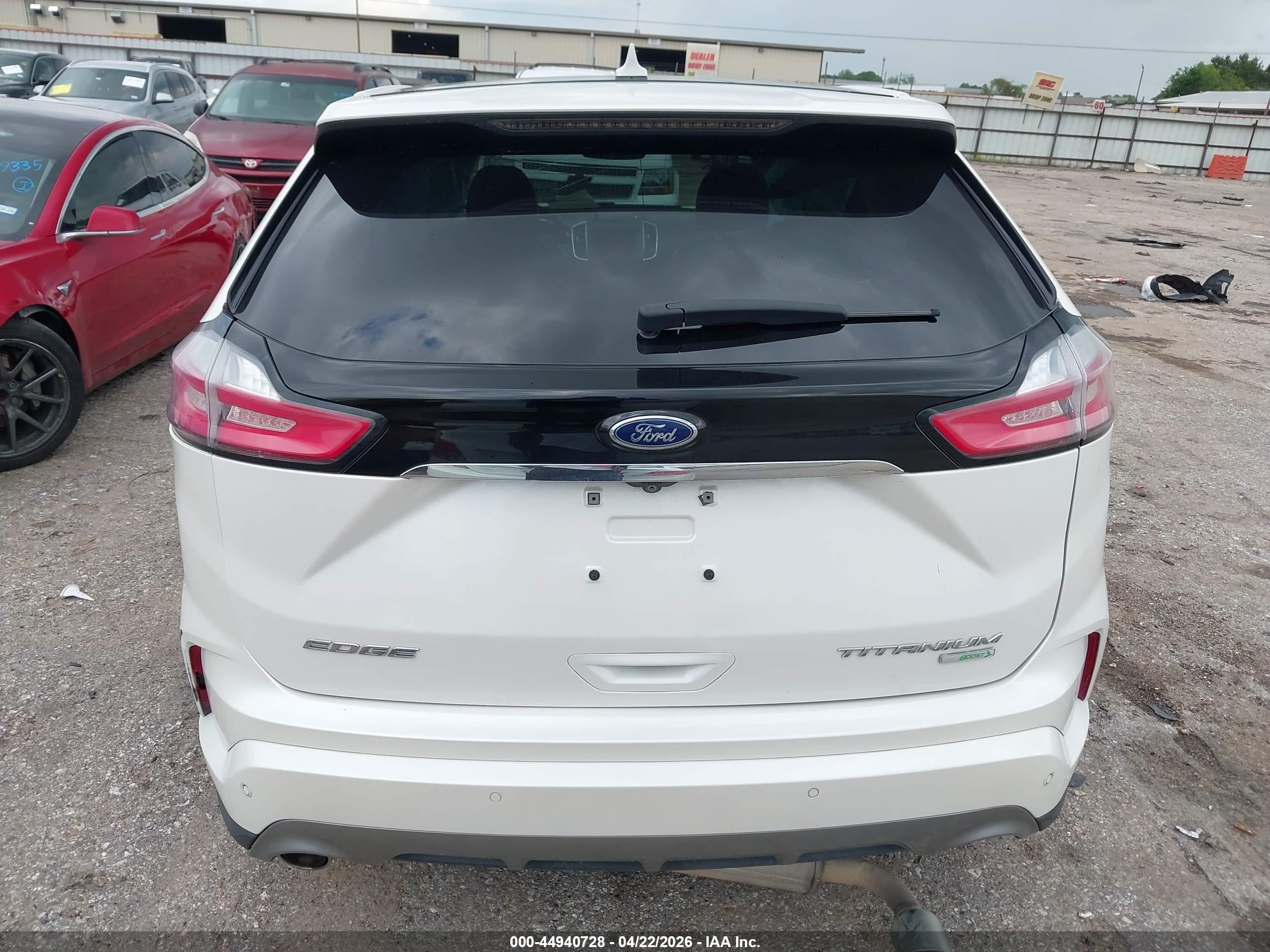 2019 Ford Edge Titanium White vin: 2FMPK3K98KBC72587