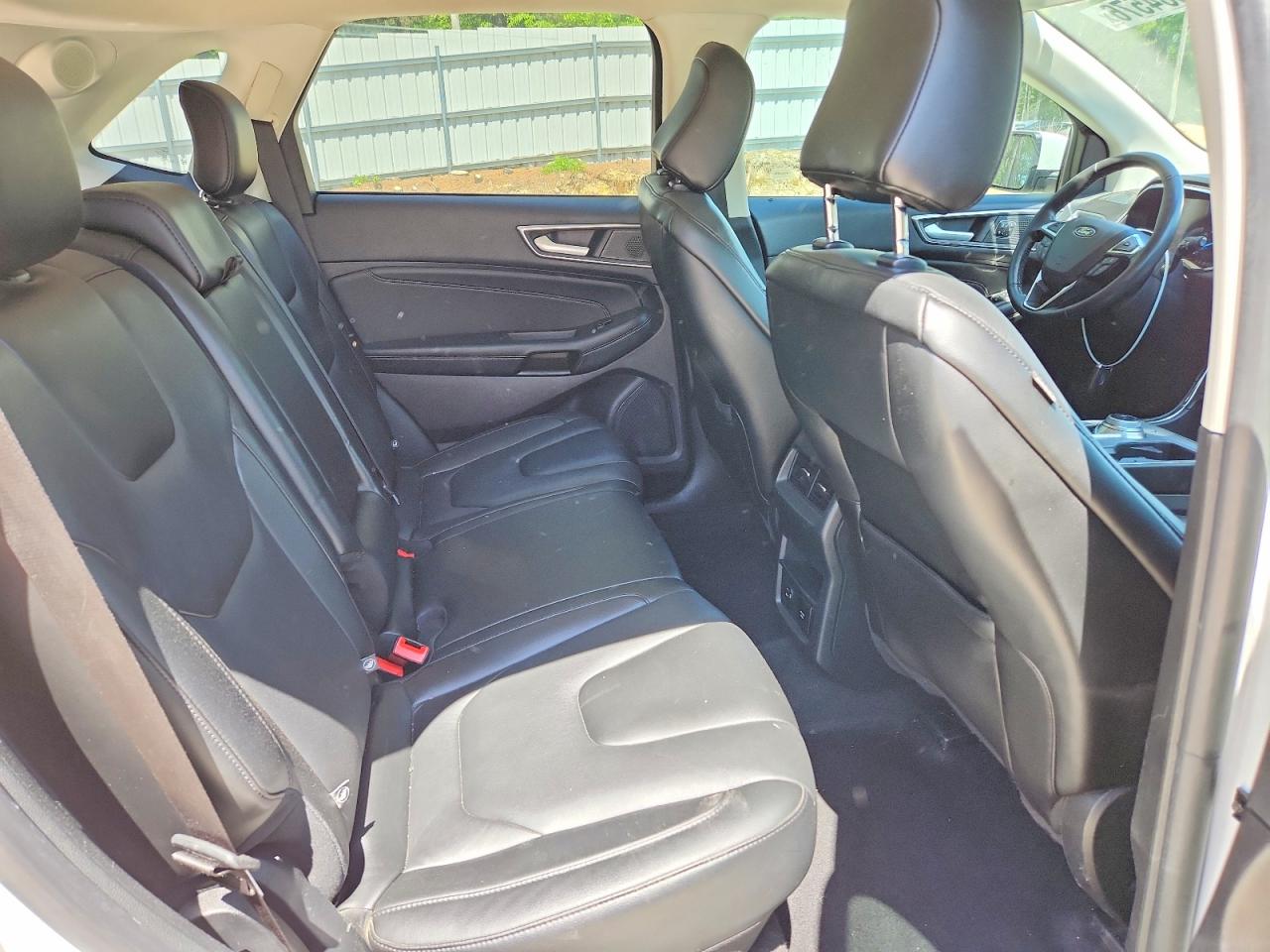 2021 Ford Edge Titanium White vin: 2FMPK3K9XMBA25557