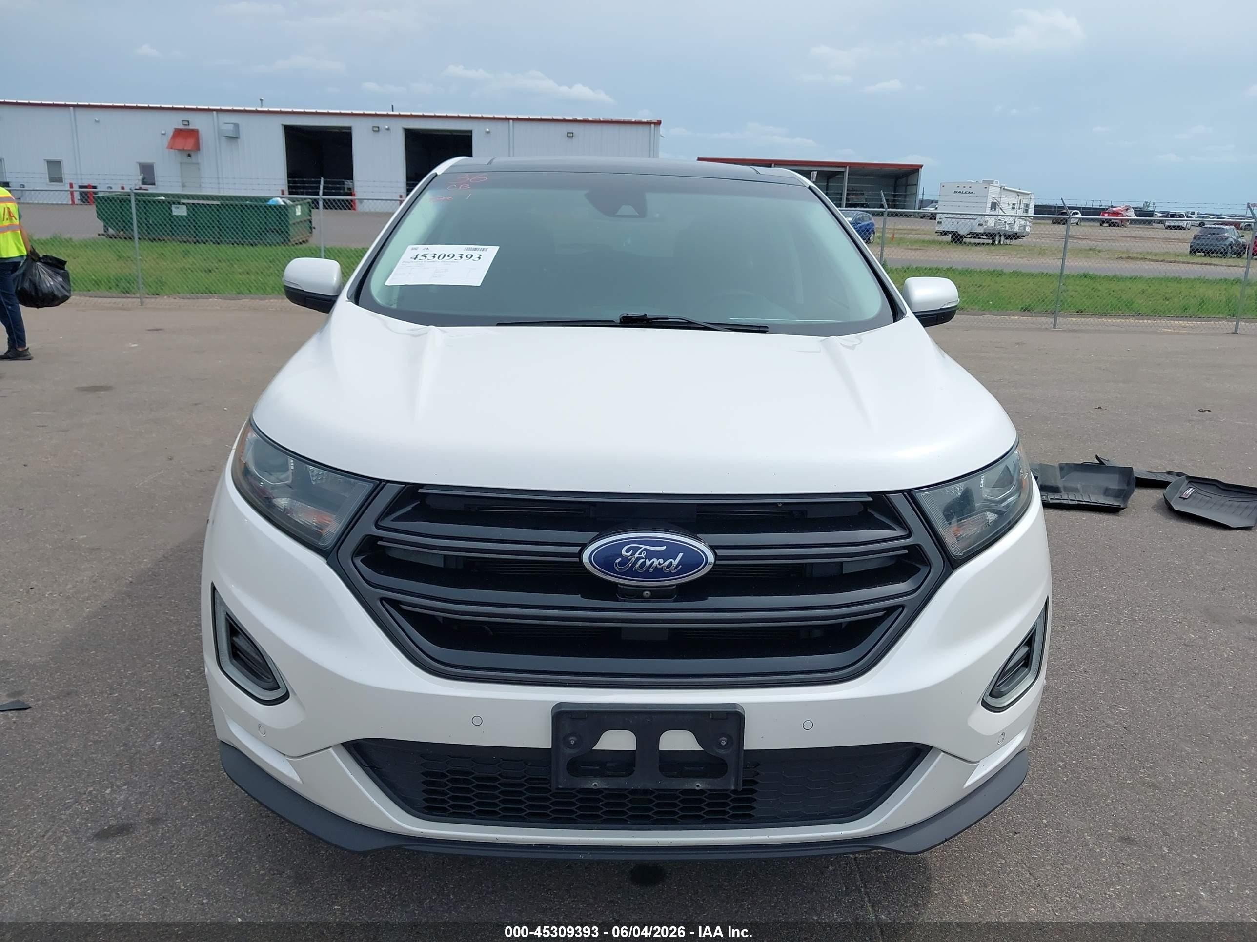 2015 Ford Edge Sport White vin: 2FMPK4AP7FBB75571