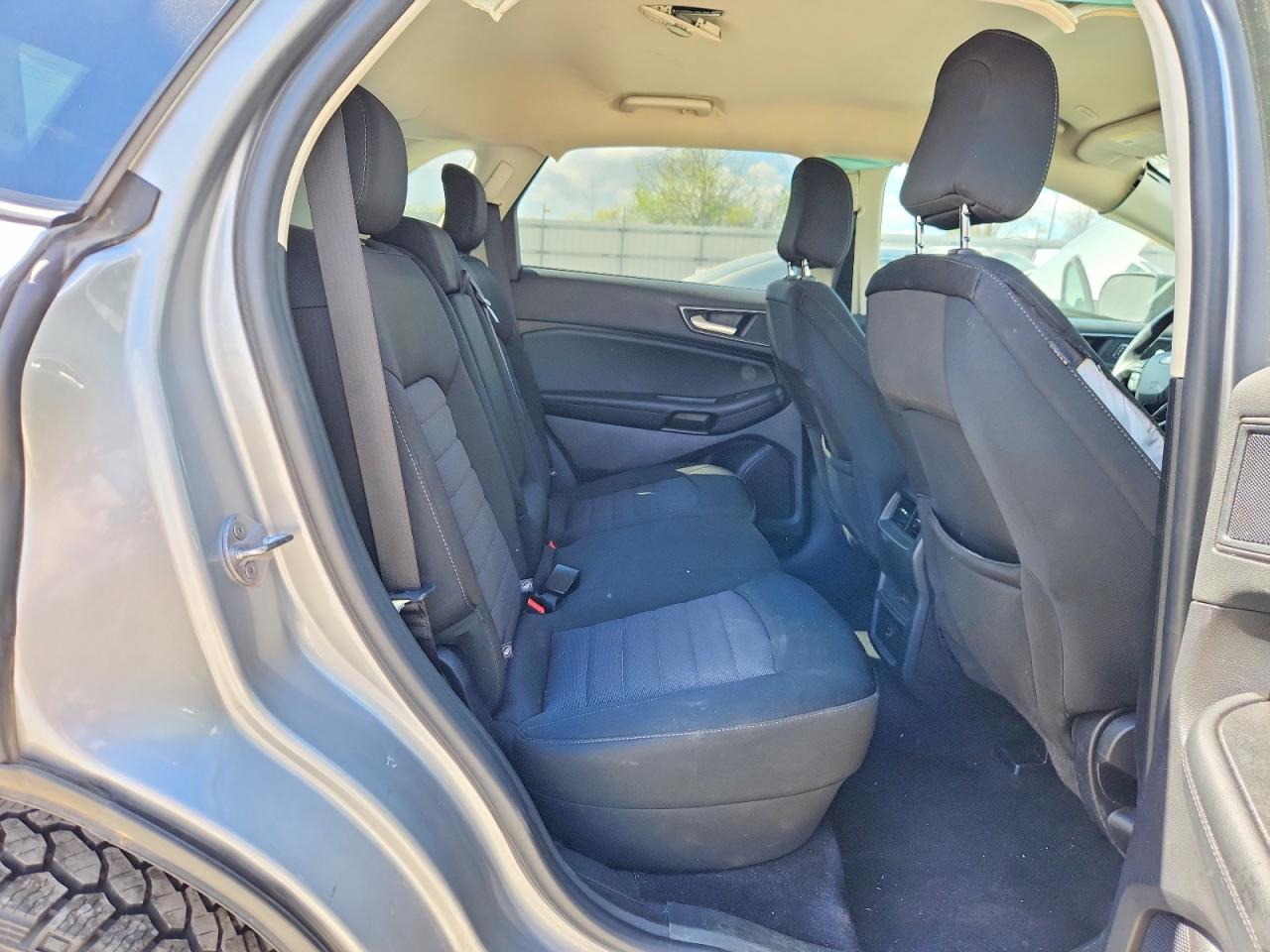 2021 Ford Edge Se Silver vin: 2FMPK4G91MBA22870