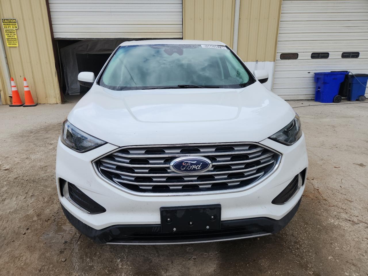 2022 Ford Edge Sel White vin: 2FMPK4J93NBA51233 Damage: Front Bumper, Chipped, 3
