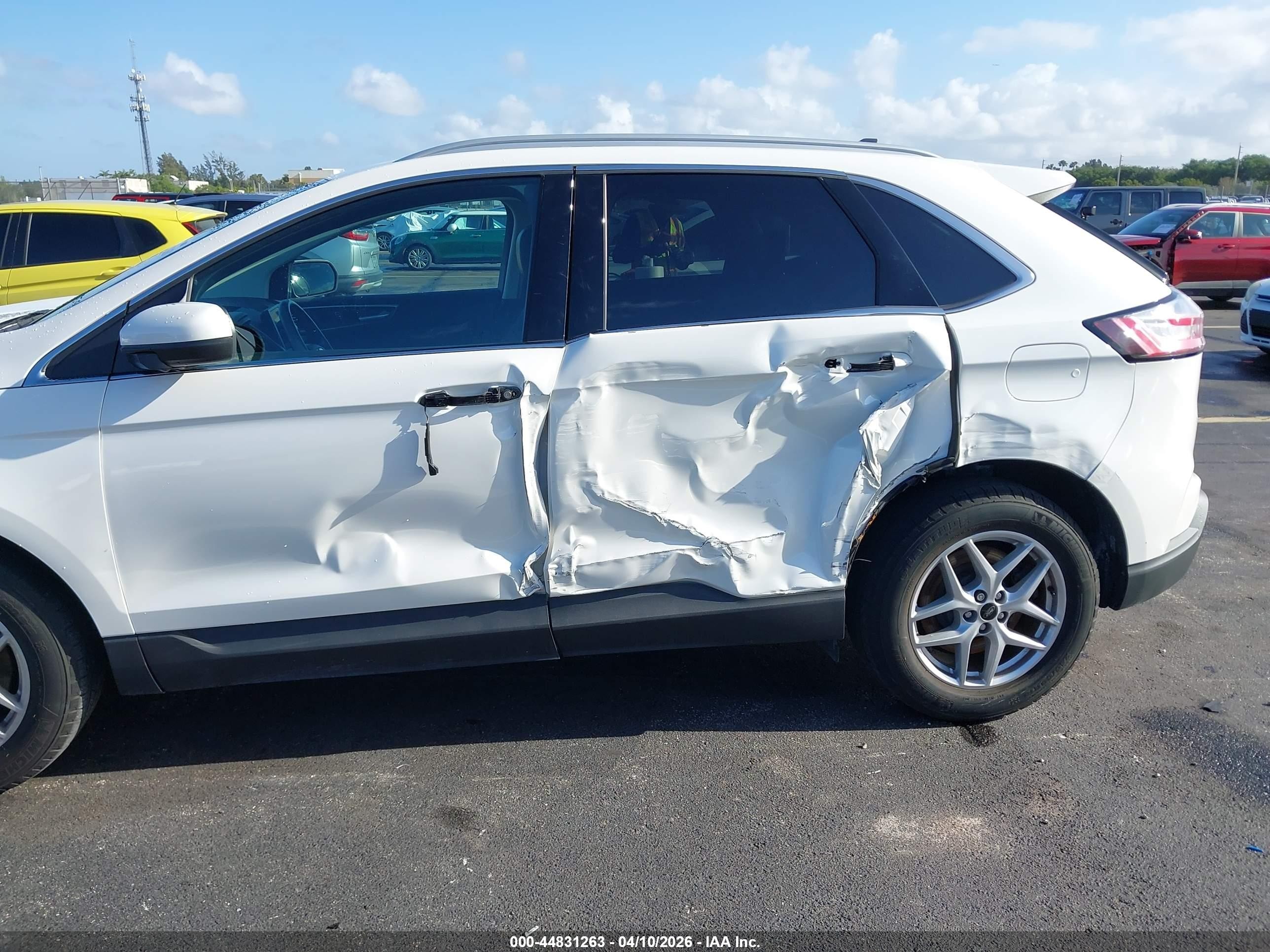 2024 Ford Edge Sel White vin: 2FMPK4J93RBA57166