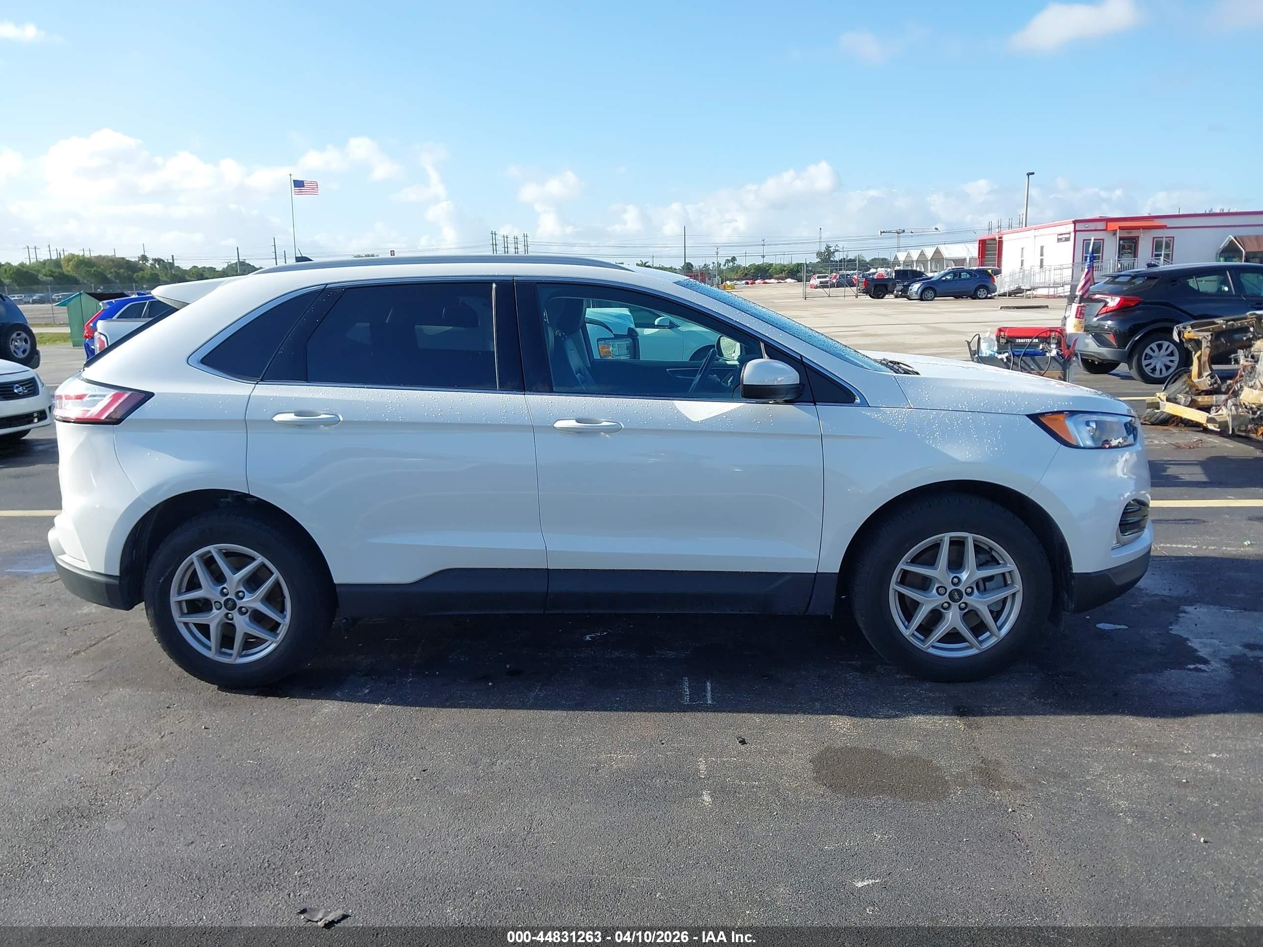 2024 Ford Edge Sel White vin: 2FMPK4J93RBA57166