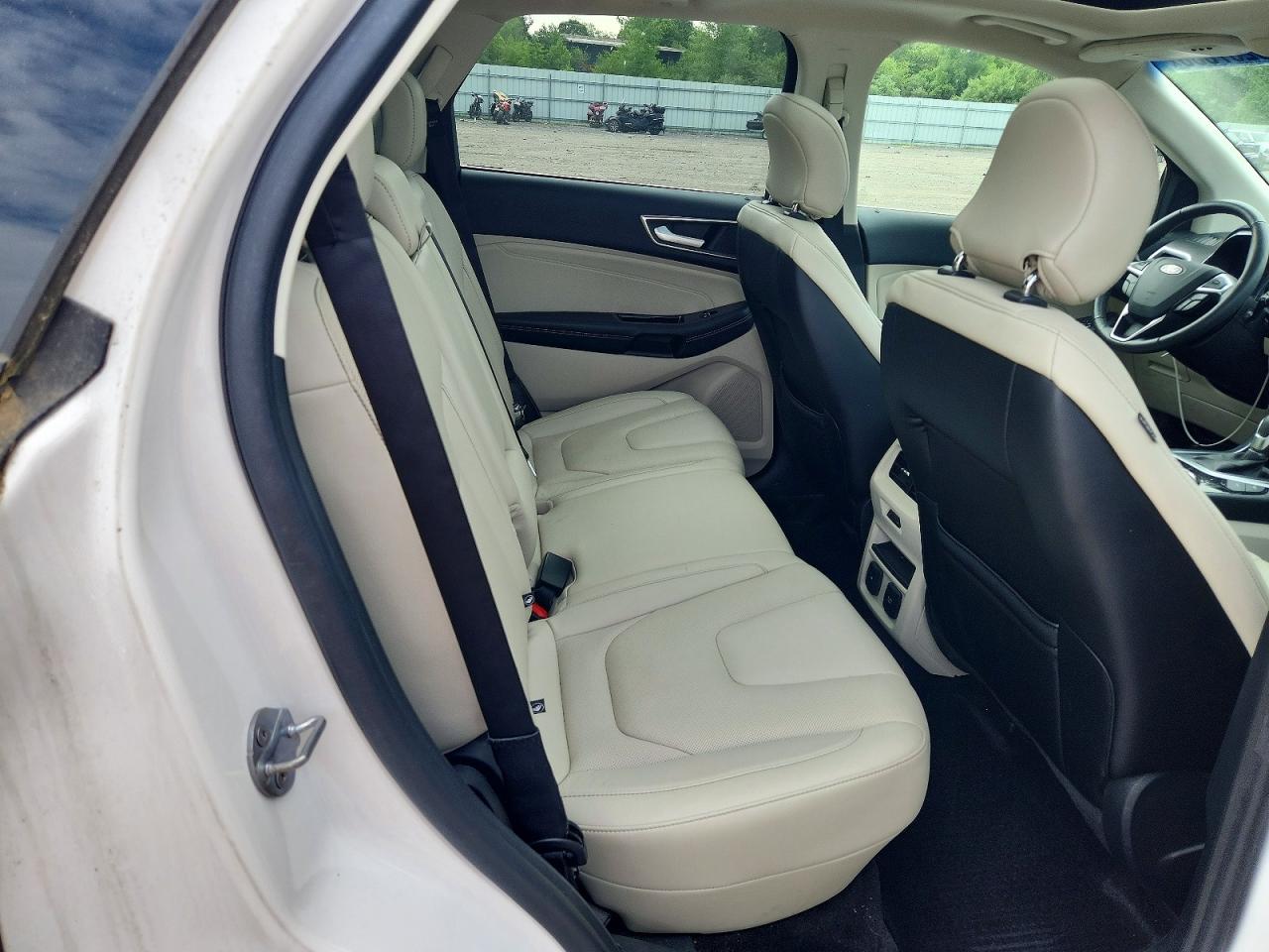 2018 Ford Edge Titanium White vin: 2FMPK4K87JBC17835